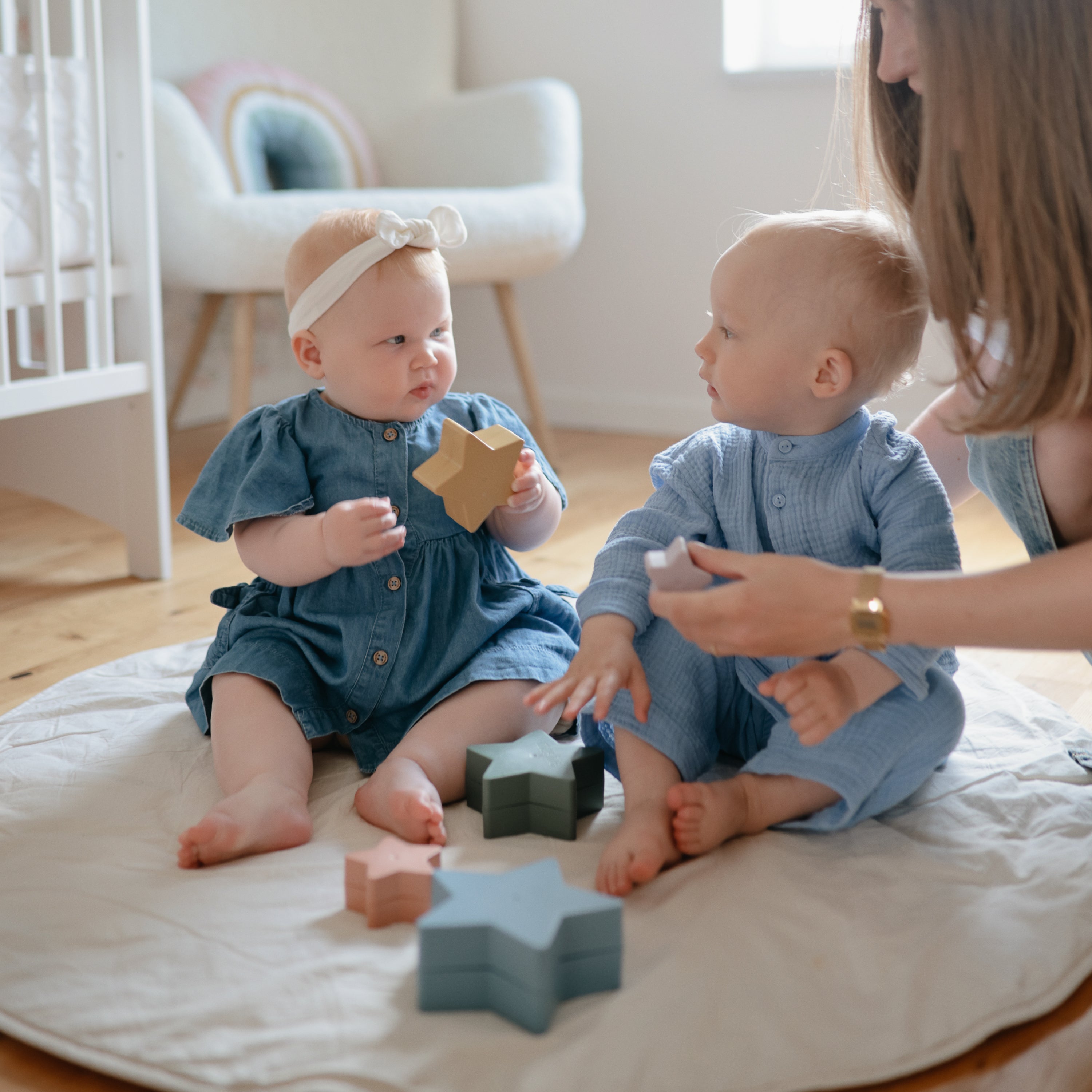 Nesting Stars Toy {Drop Ship}