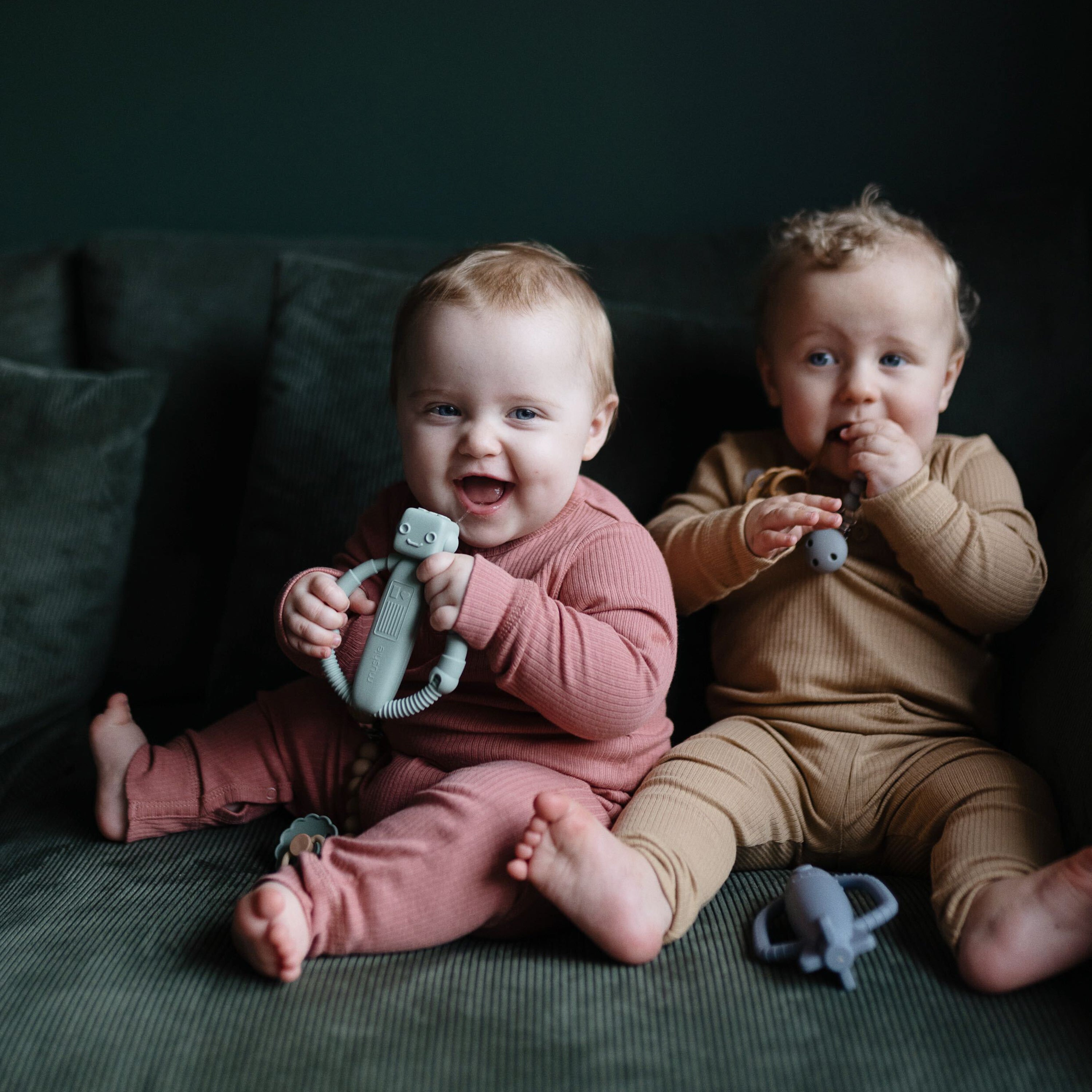 Robot Rattle Teether {Drop Ship}