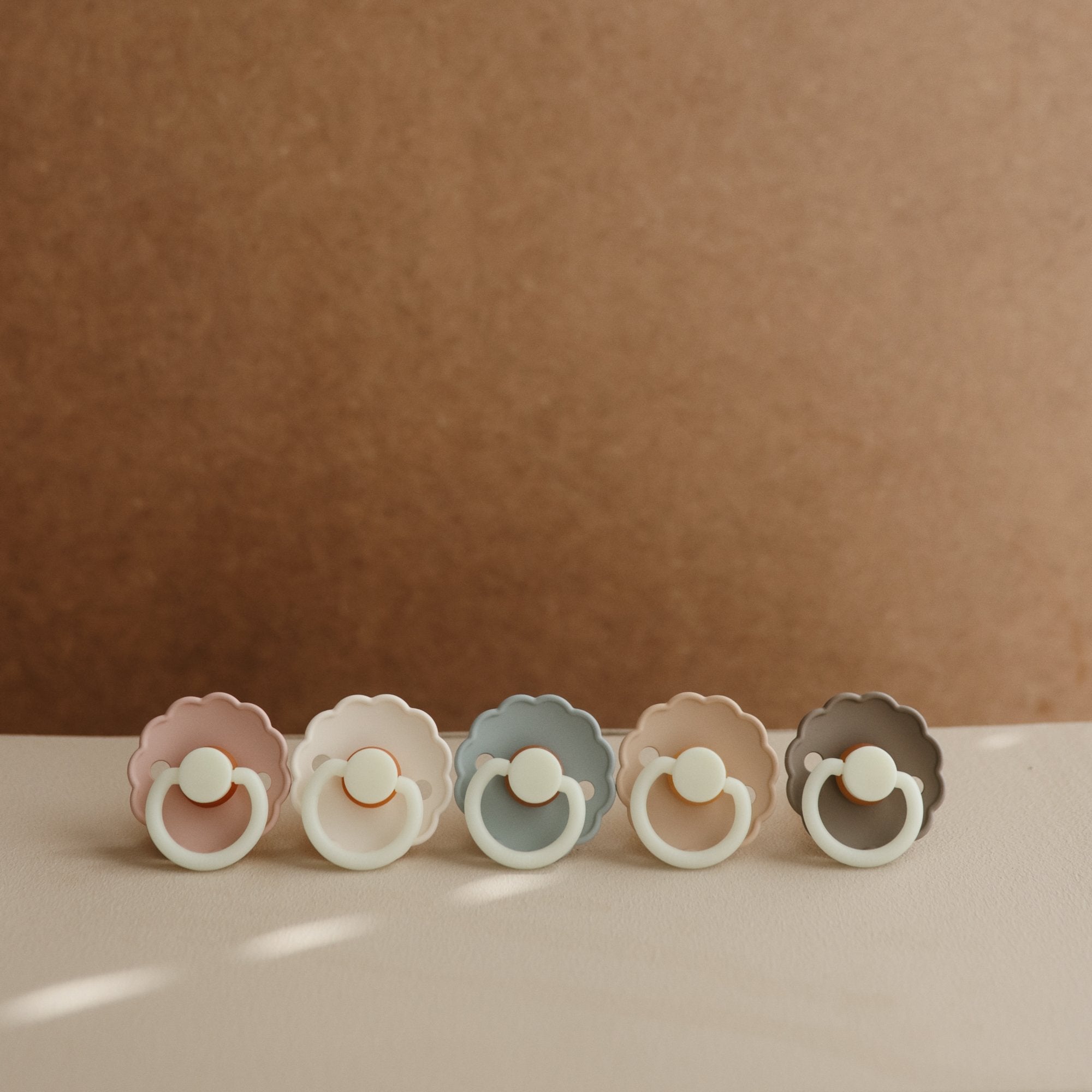 FRIGG Daisy Night Natural Rubber Pacifier 2-Pack {Drop Ship}