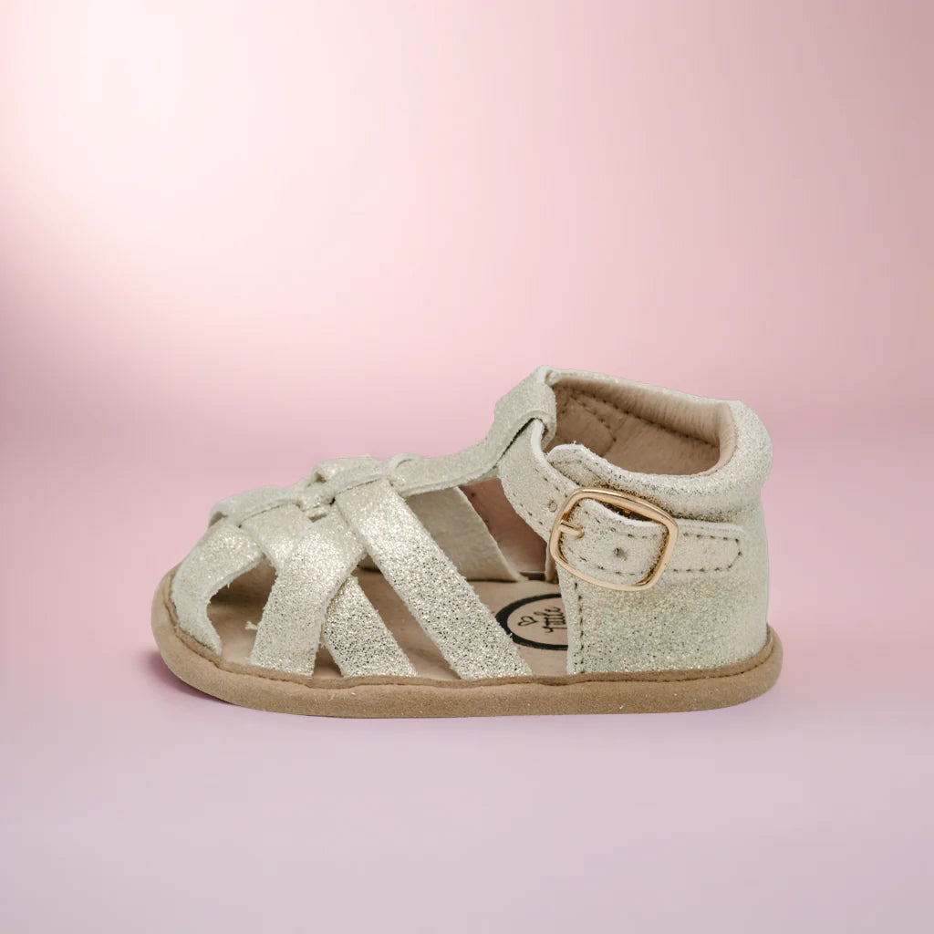 The Closed Toe Sandal {DROP SHIP}