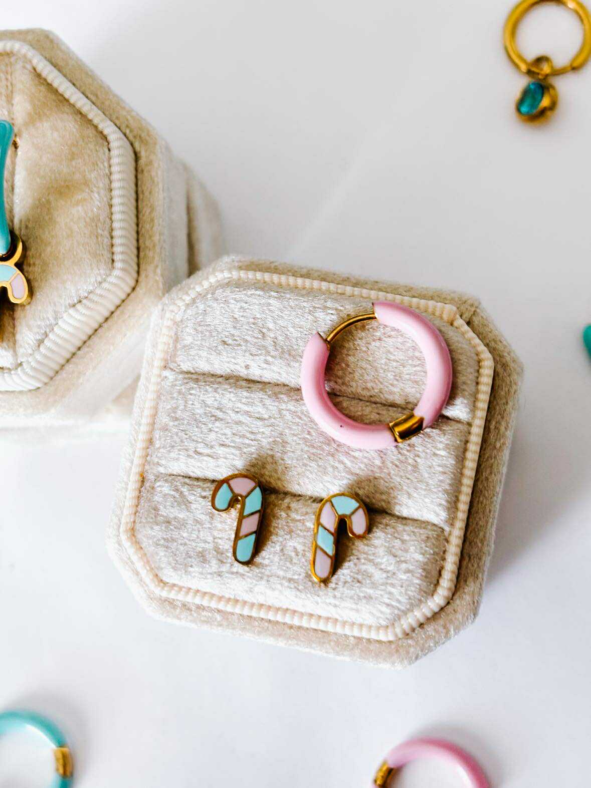 Pastel Peppermint - (Screw Back Studs)