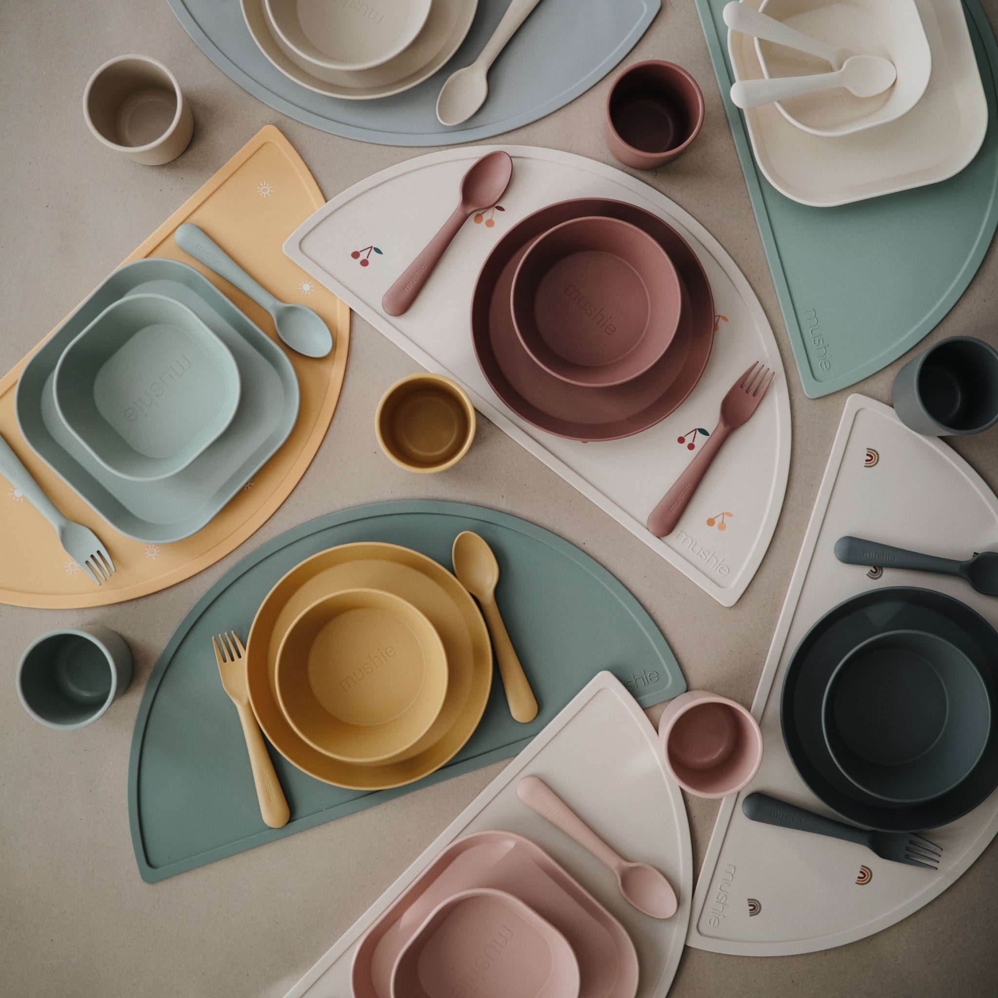 Round Dinnerware Plates {Drop Ship}