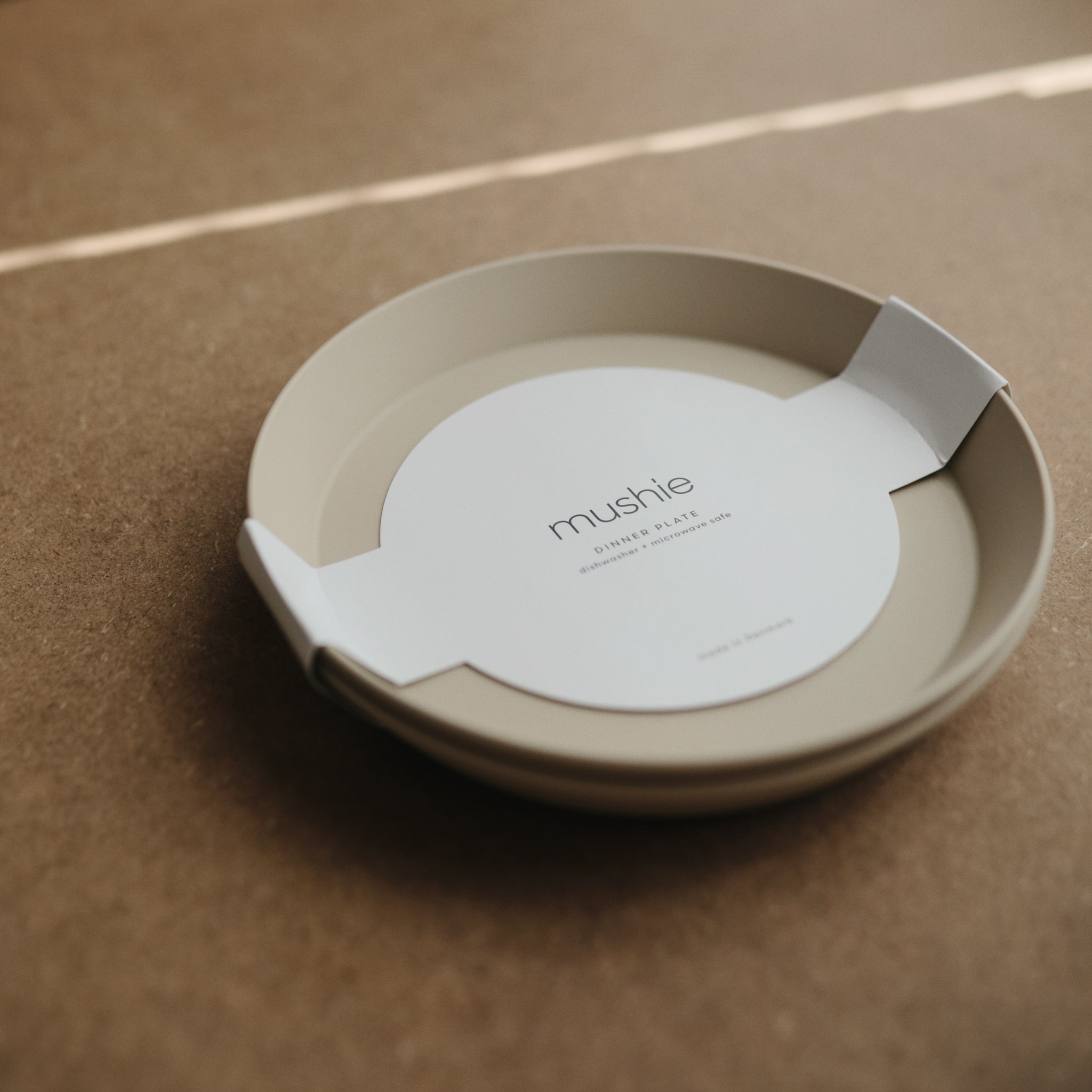Round Dinnerware Plates {Drop Ship}