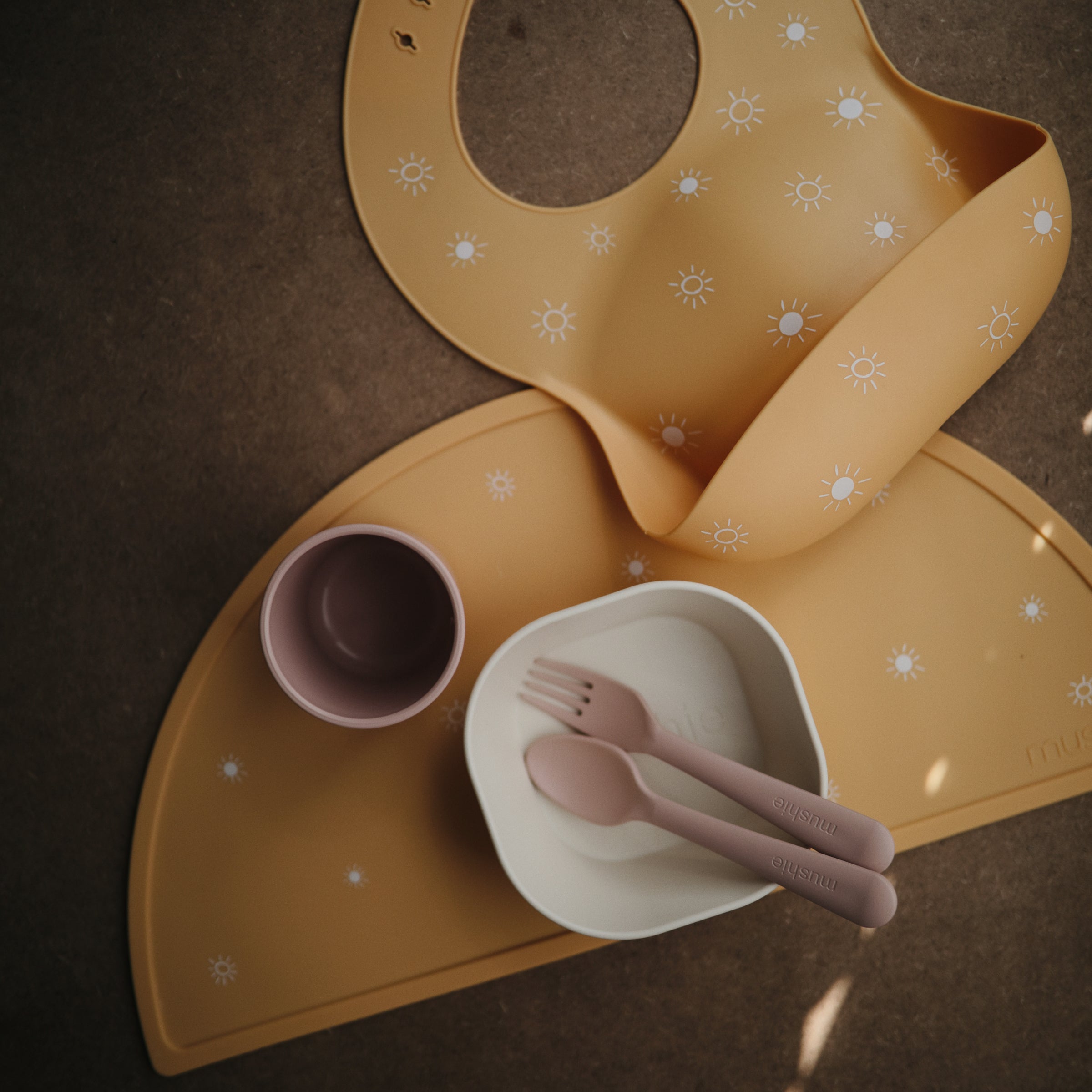 Silicone Placemat {Drop Ship}