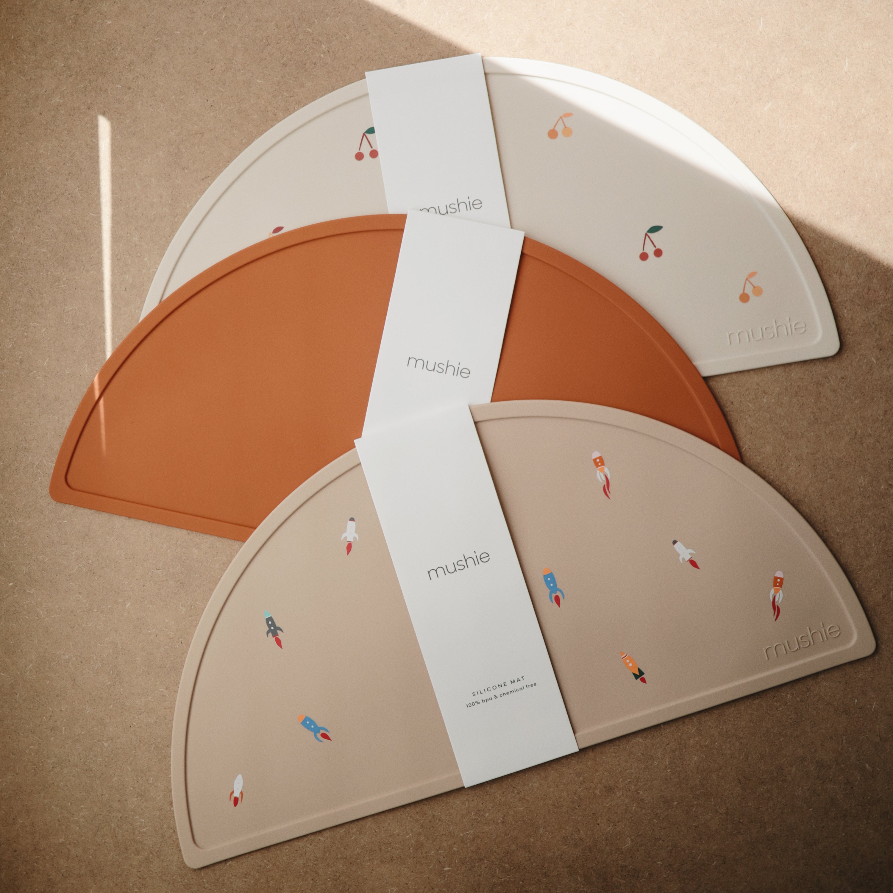 Silicone Placemat {Drop Ship}