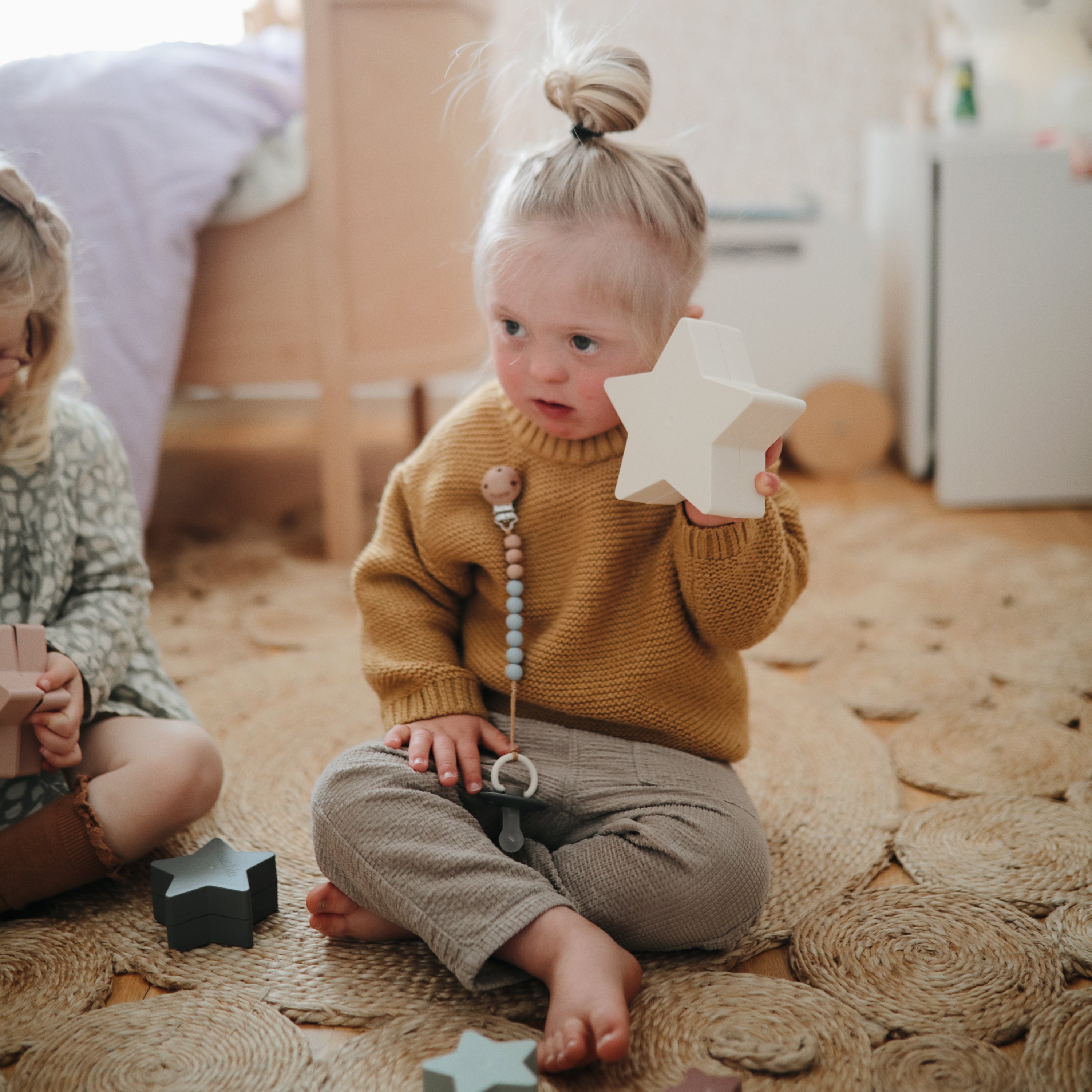 Silicone Pacifier Clip | Eva {Drop Ship}