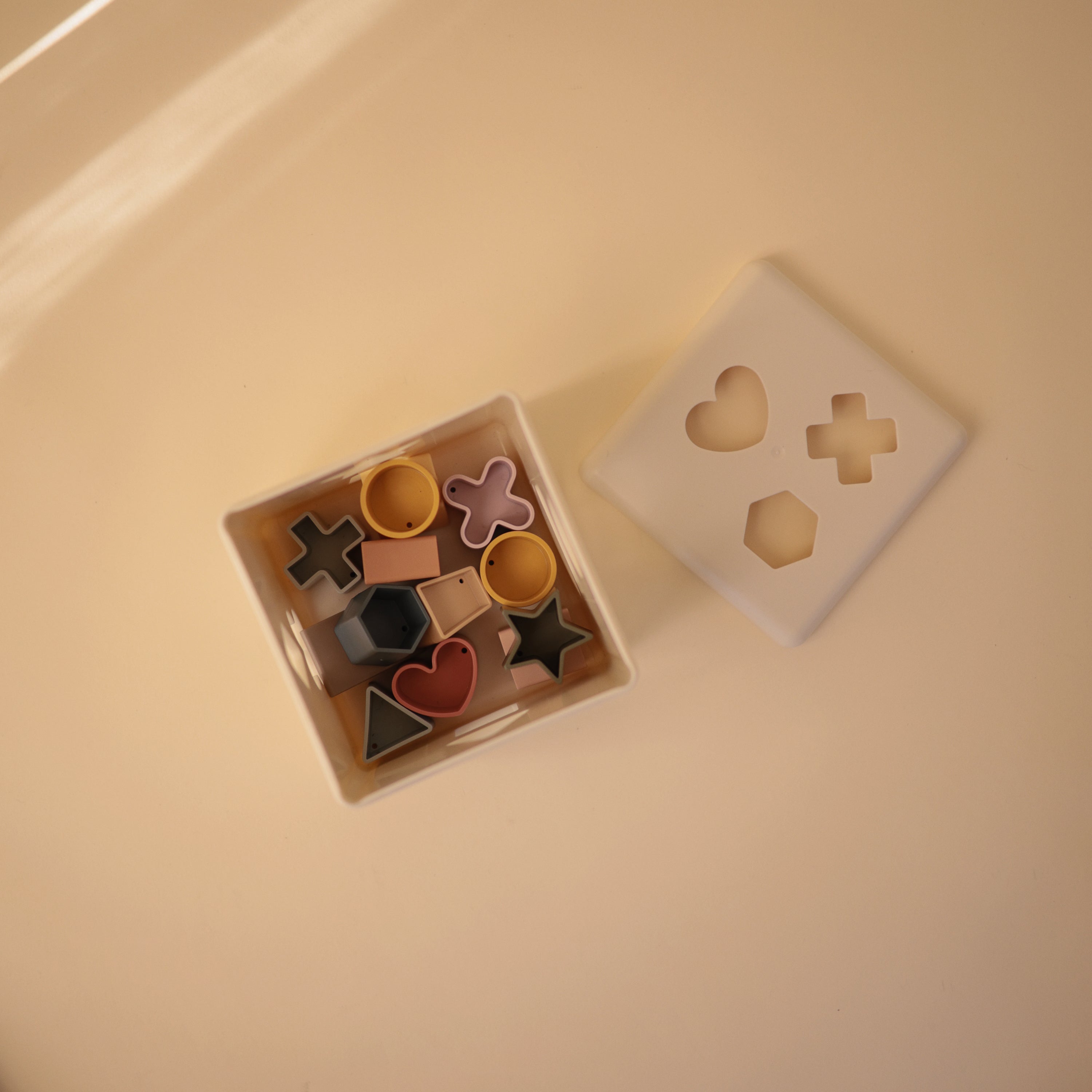 Shape Sorting Box {Drop Ship}