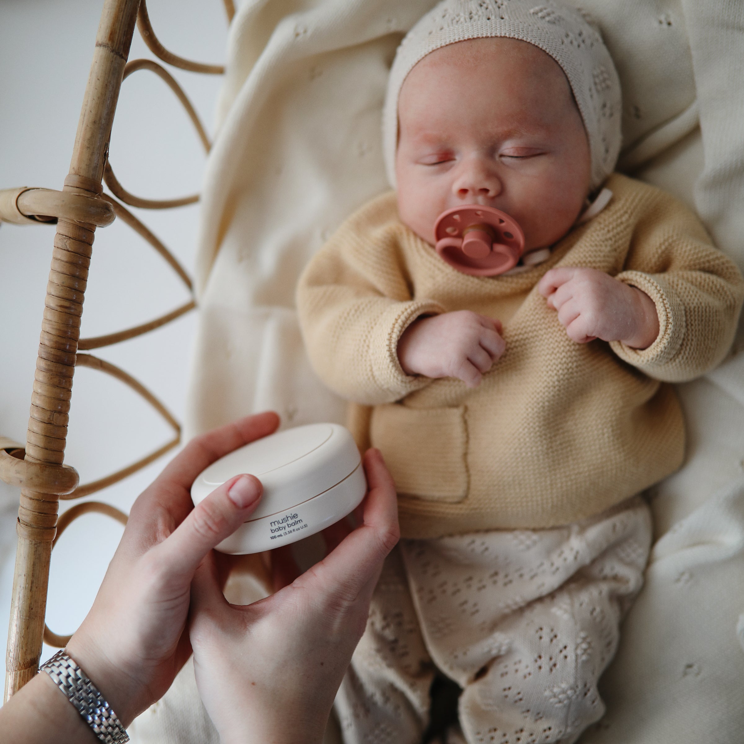 FRIGG Moon Natural Rubber Pacifier 2-Pack {Drop Ship}