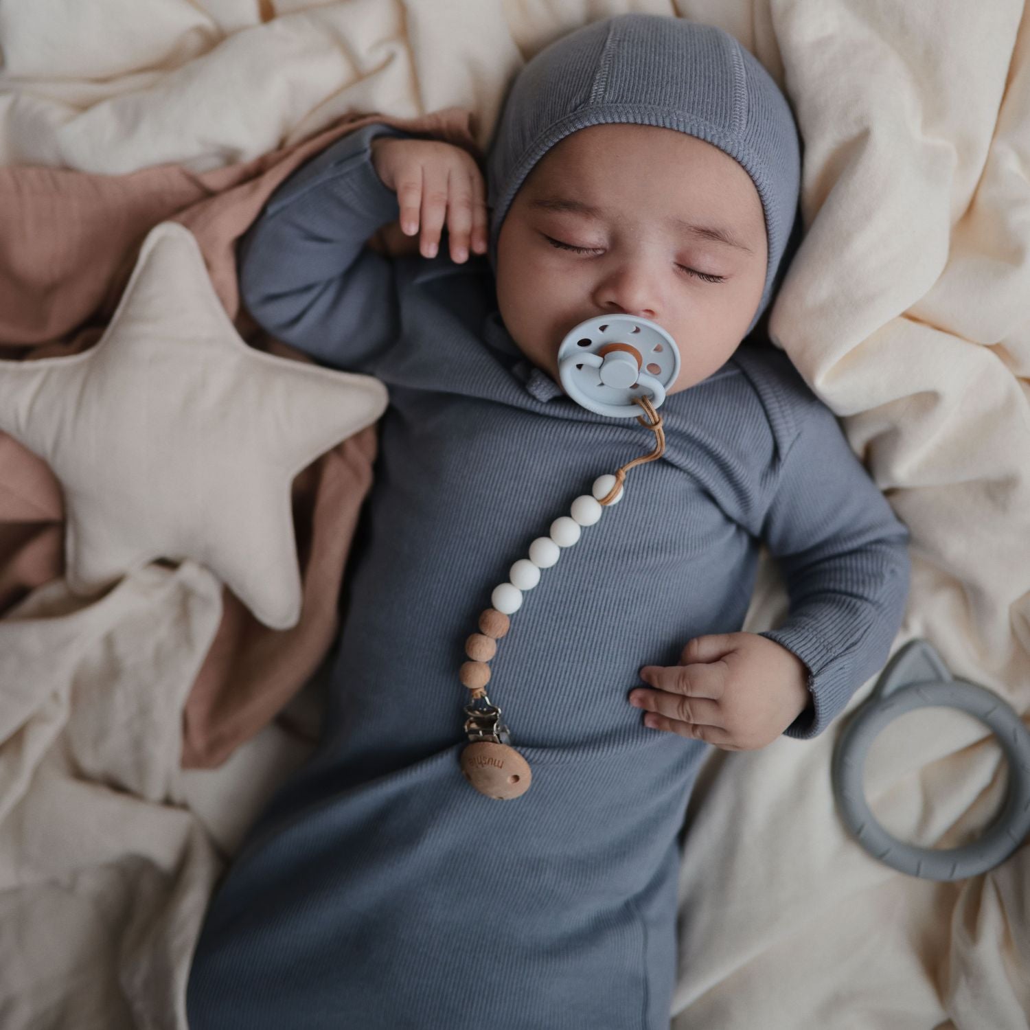 FRIGG Silicone Pacifier 6-Pack {Drop Ship}