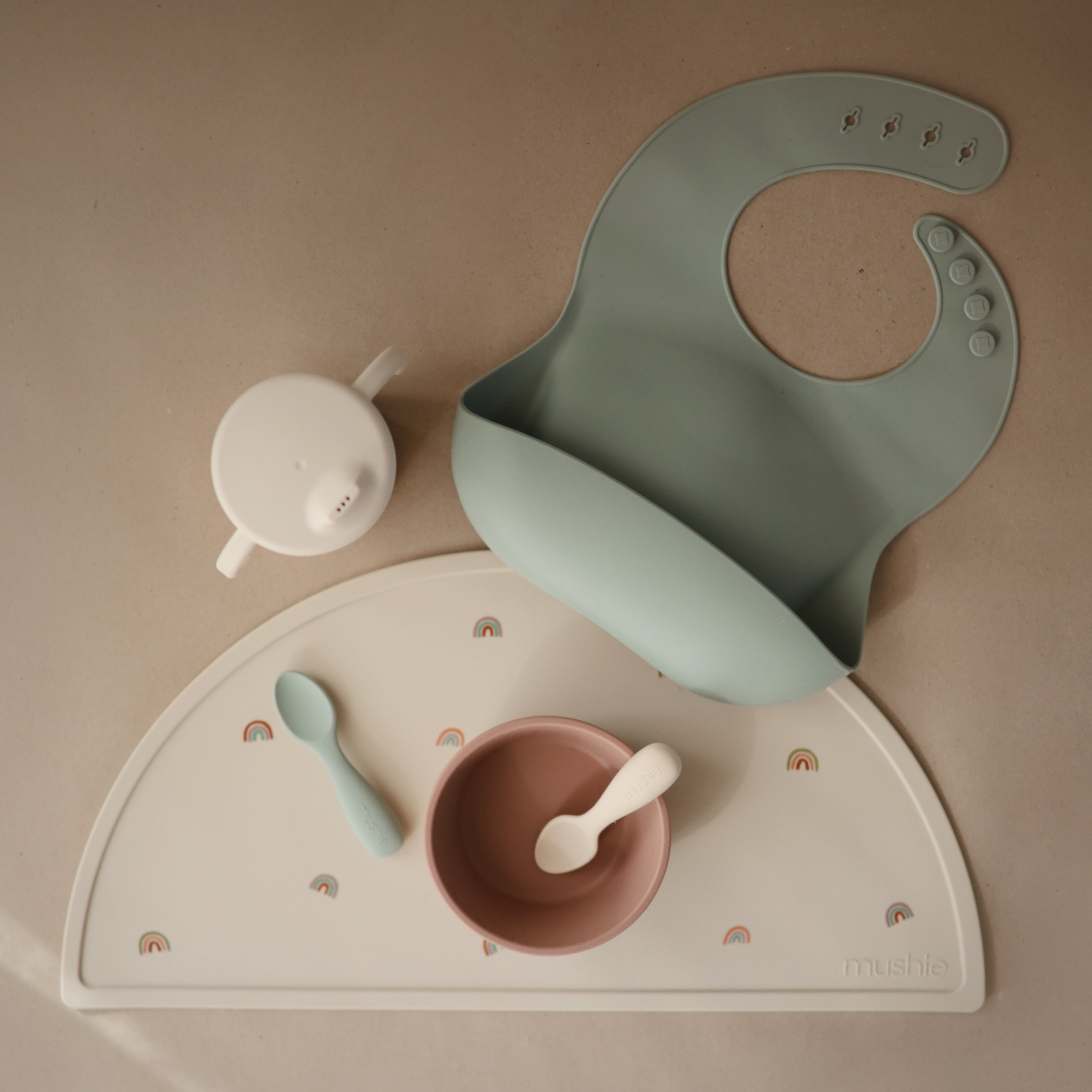 Silicone Toddler Starter Spoons {Drop Ship}