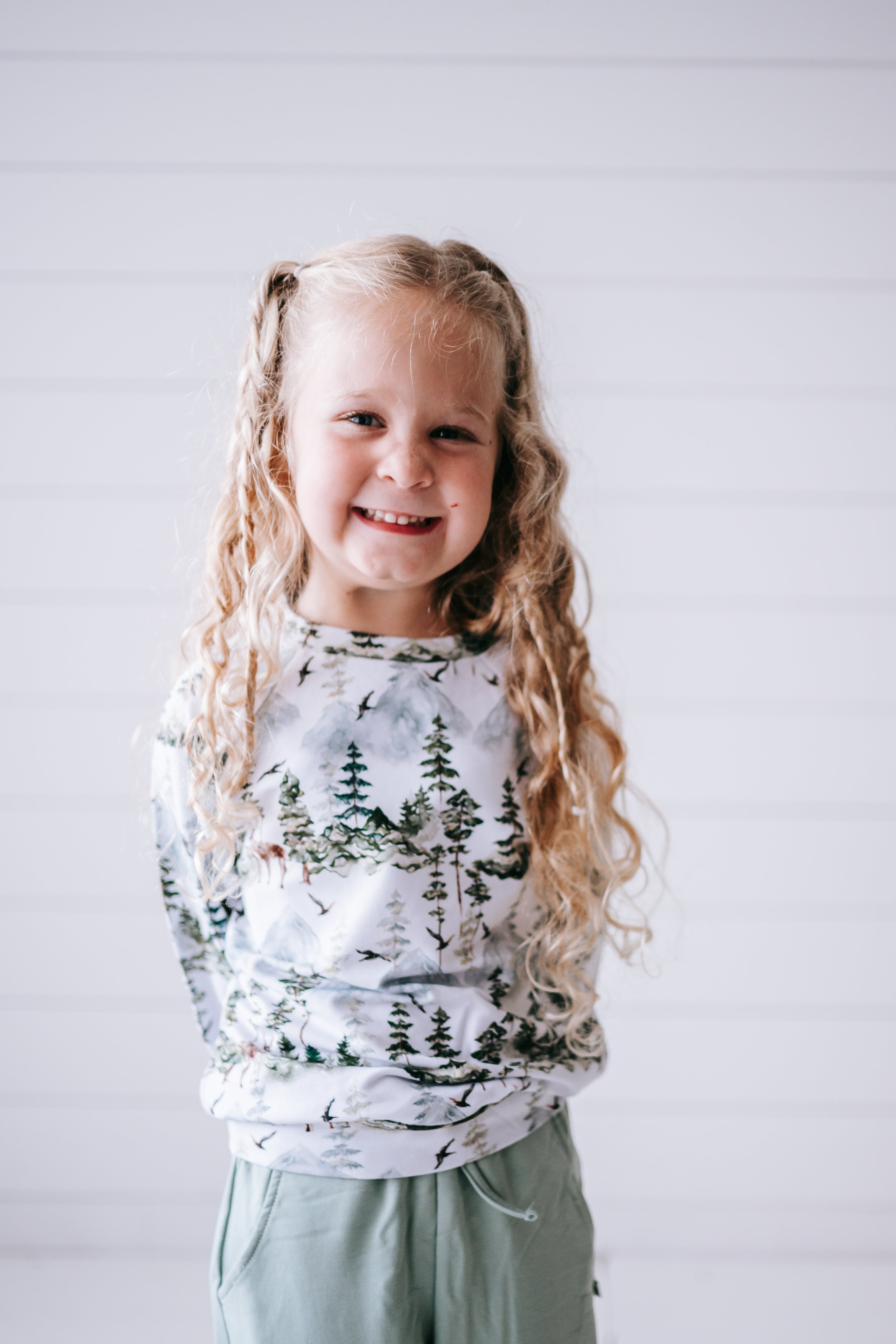 Cascades - (Comfy Crew)