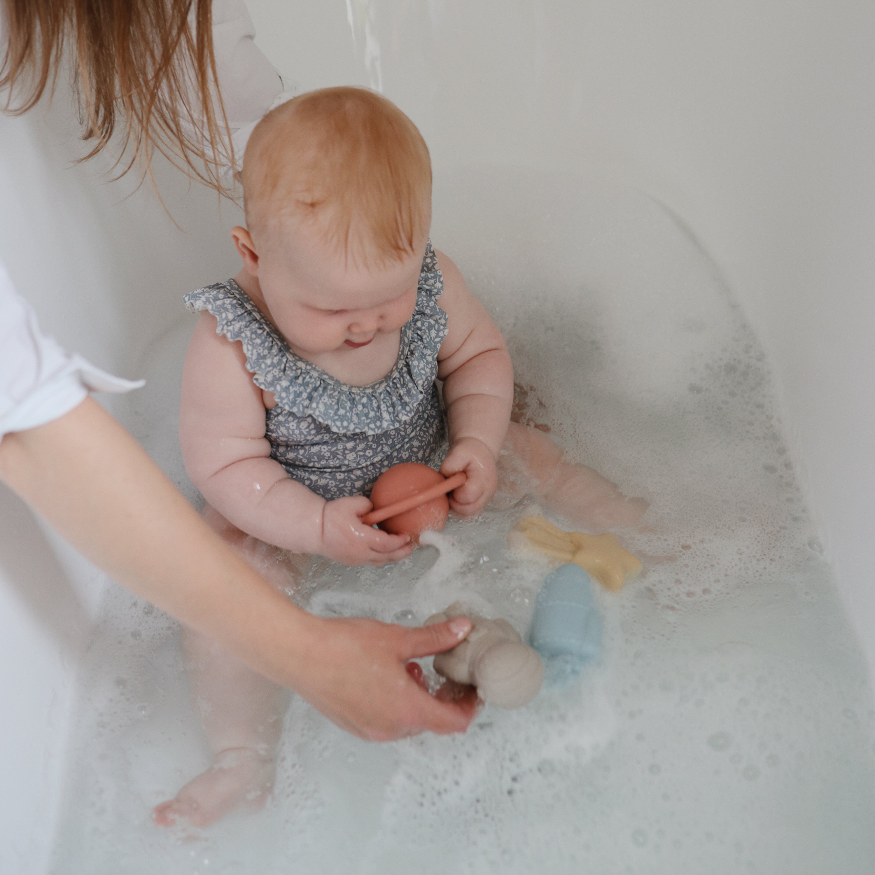 Space Mold Free Bath Play Set {Drop Ship}