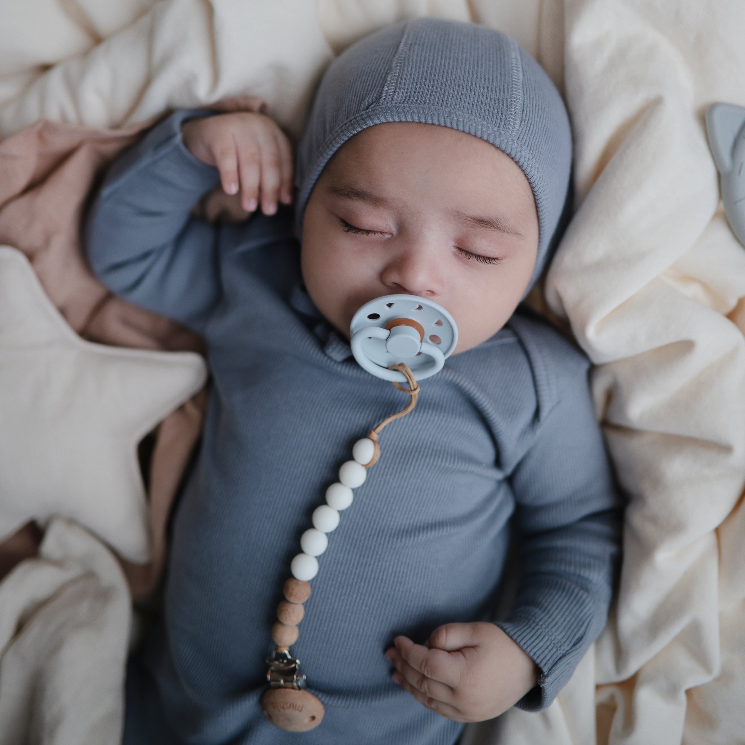 Ribbed Baby Bonnet {Drop Ship}