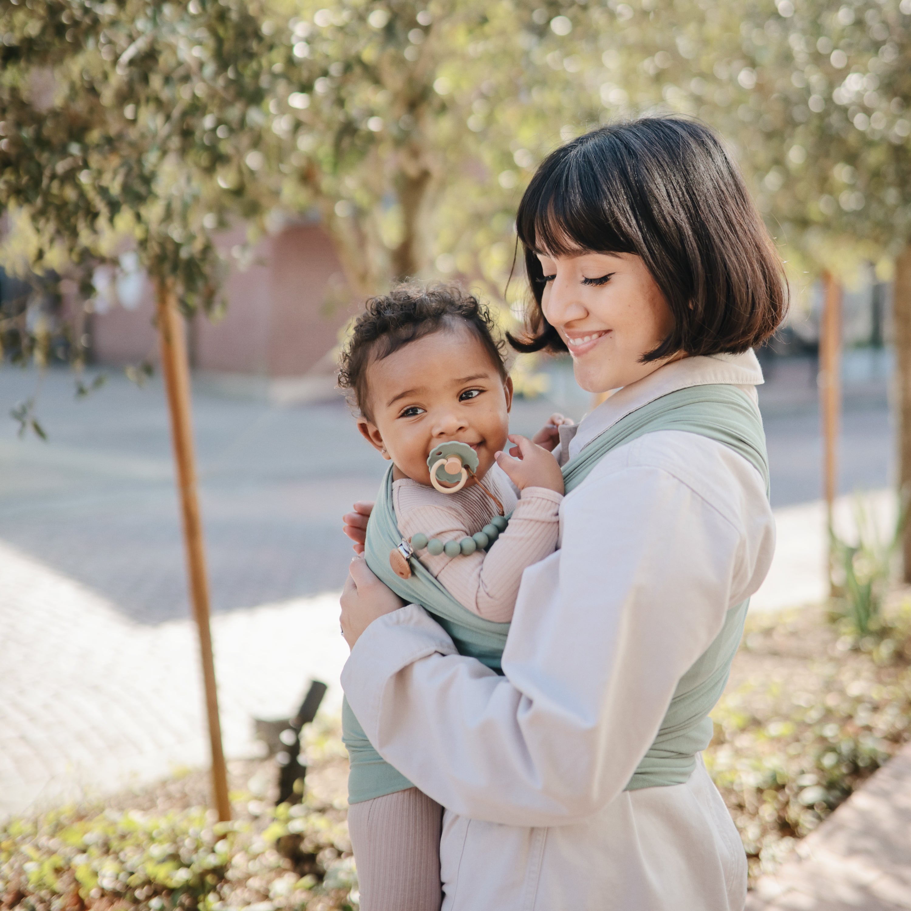 Silicone Pacifier Clip | Hera {Drop Ship}