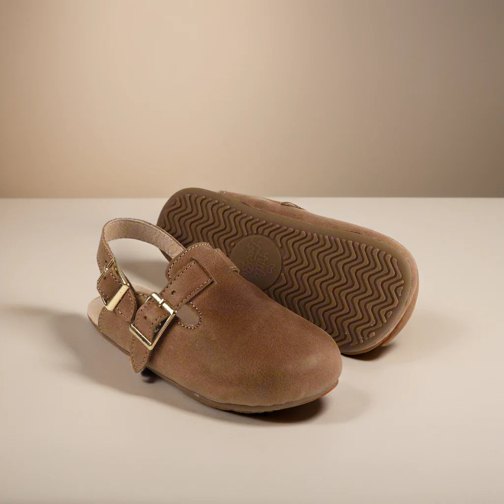 The Beck Sandal {DROP SHIP}