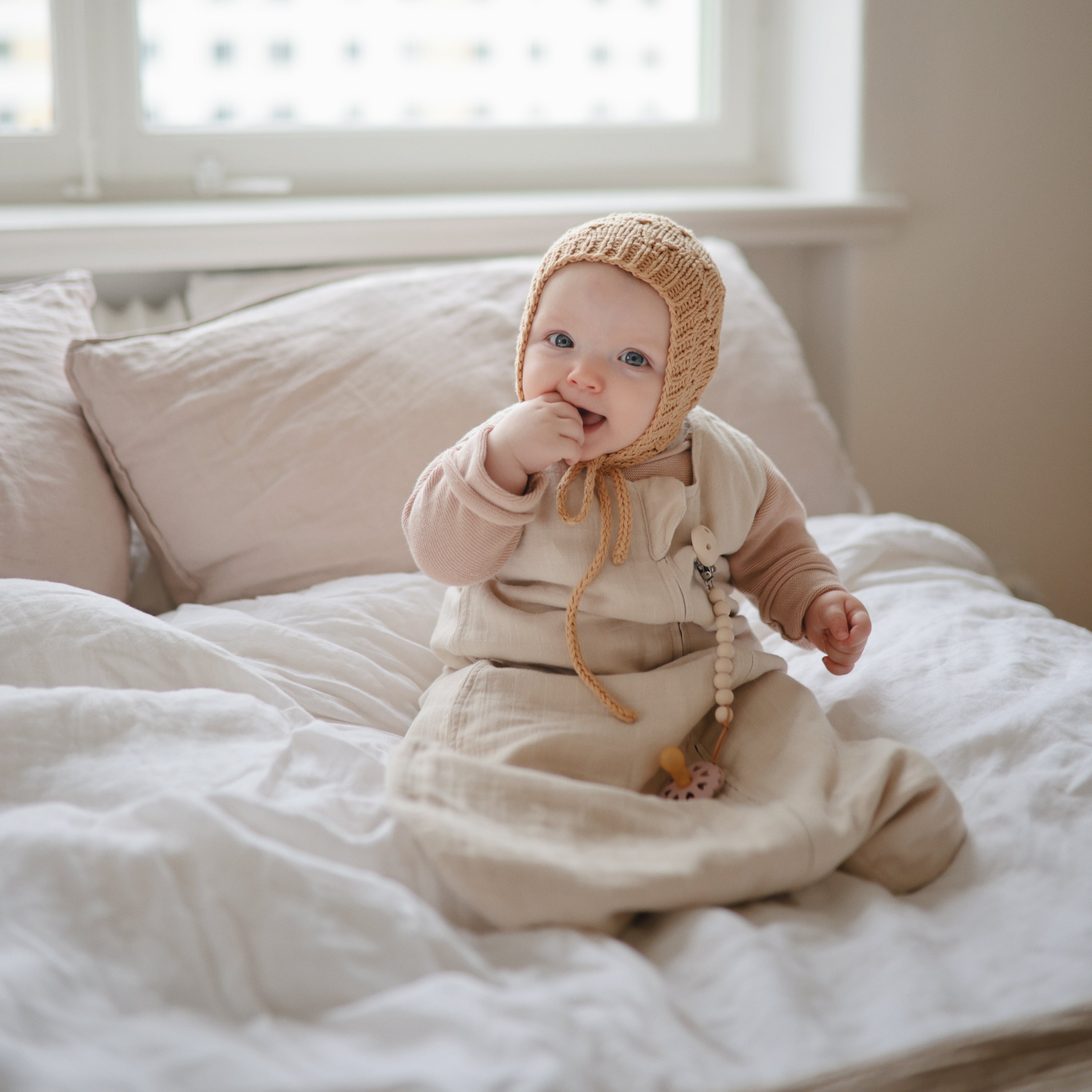 FRIGG Andersen Fairytale Natural Rubber Pacifier 2-Pack {Drop Ship}