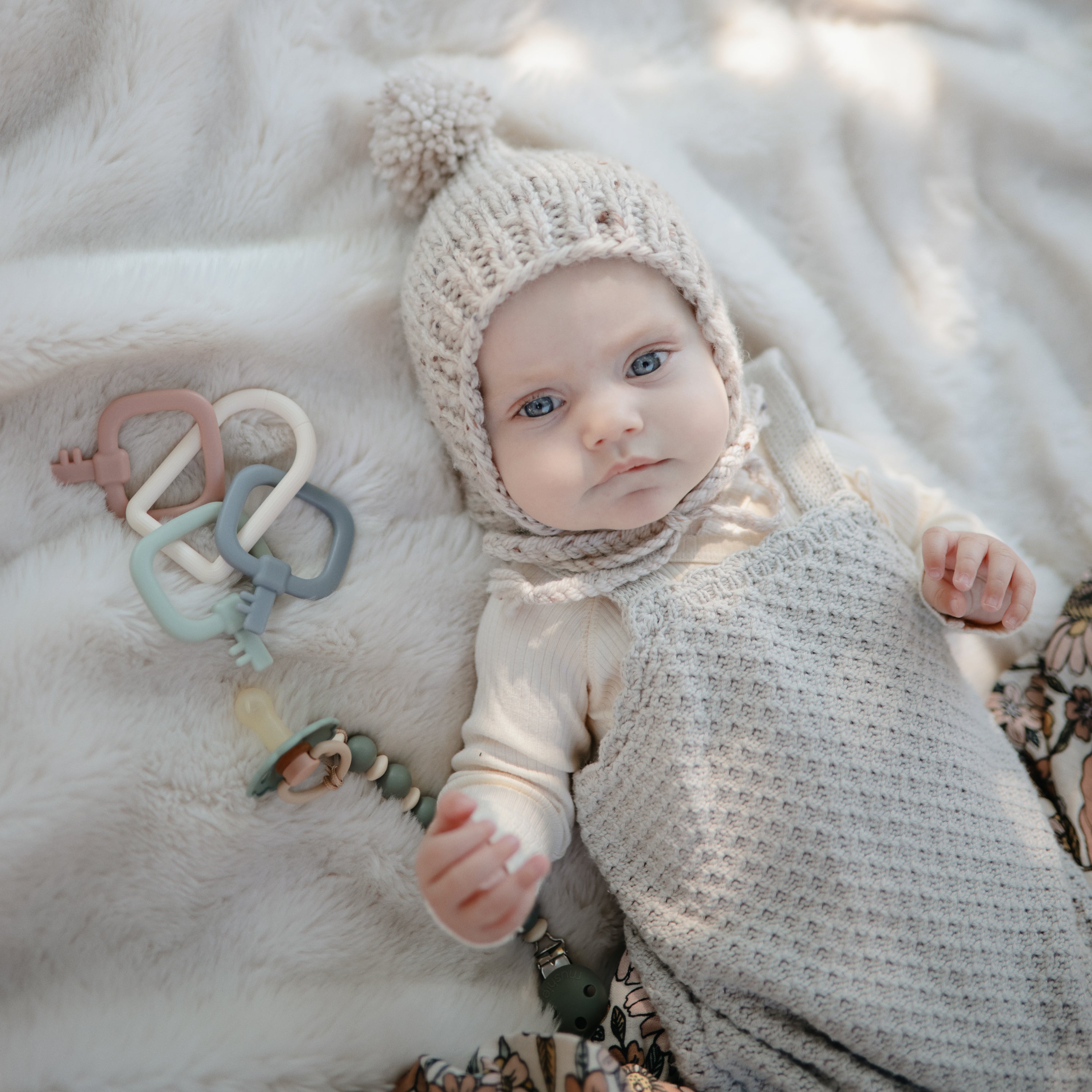 Silicone Pacifier Clip | Luna {Drop Ship}