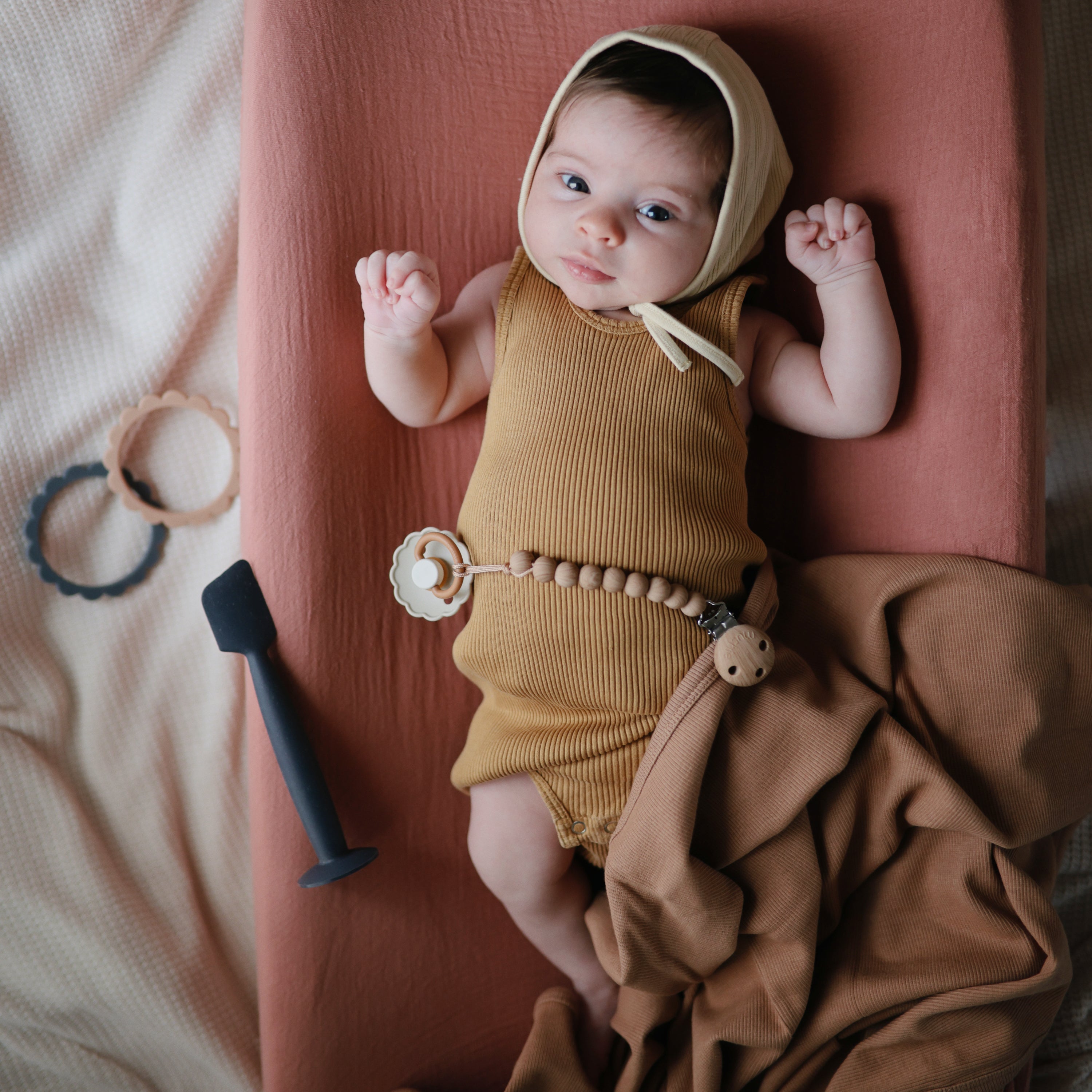 Silicone Pacifier Clip | Hera {Drop Ship}