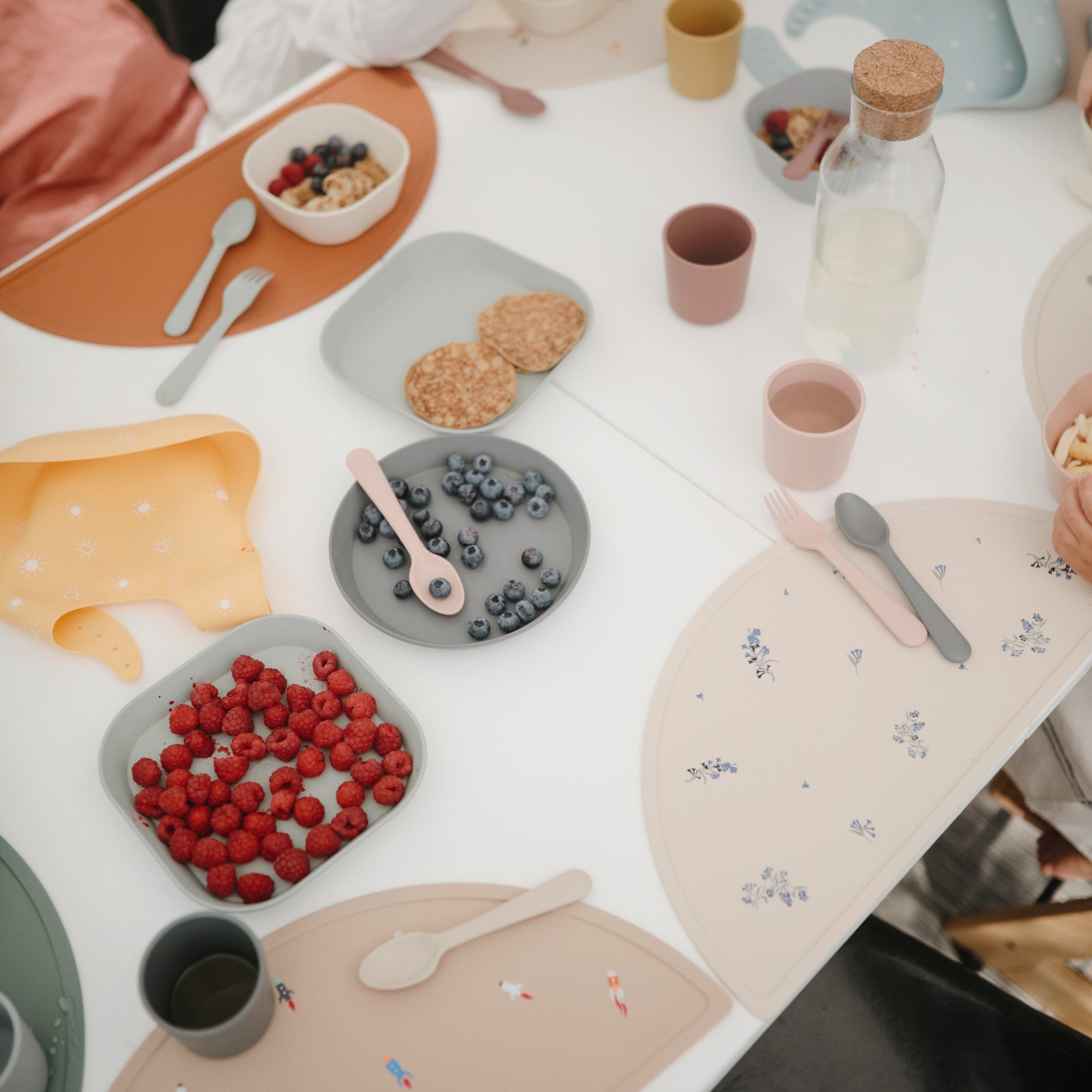 Dinnerware Cups {Drop Ship}