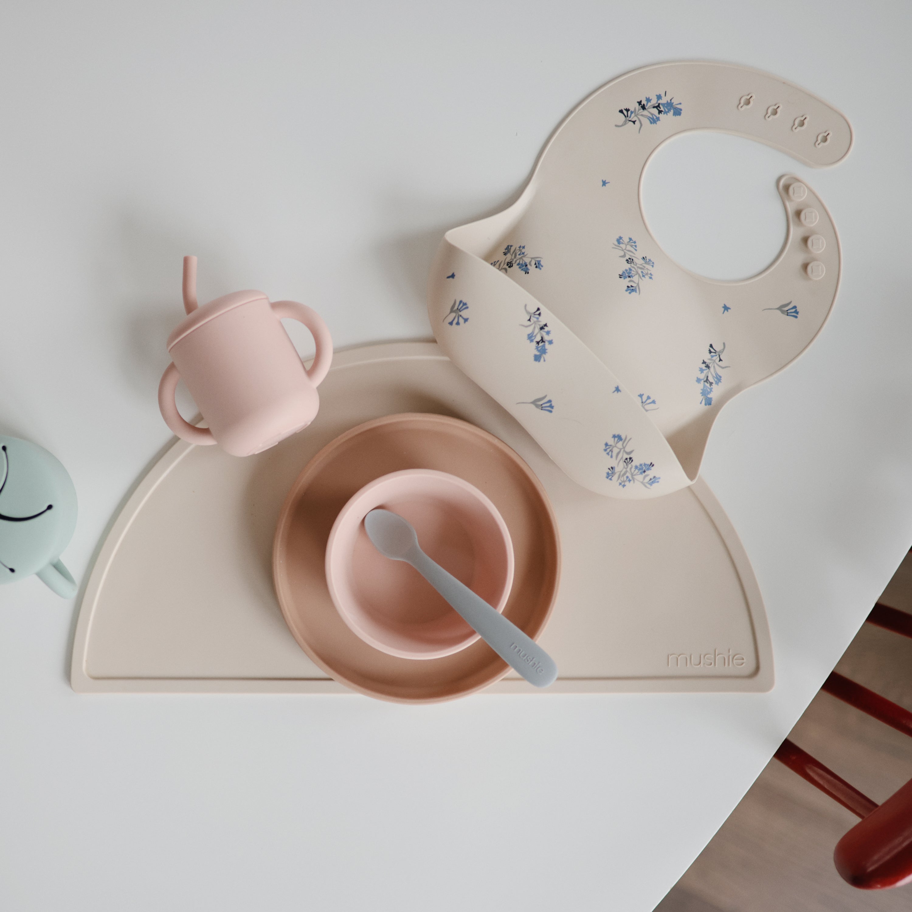 Silicone Baby Bib {Drop Ship}