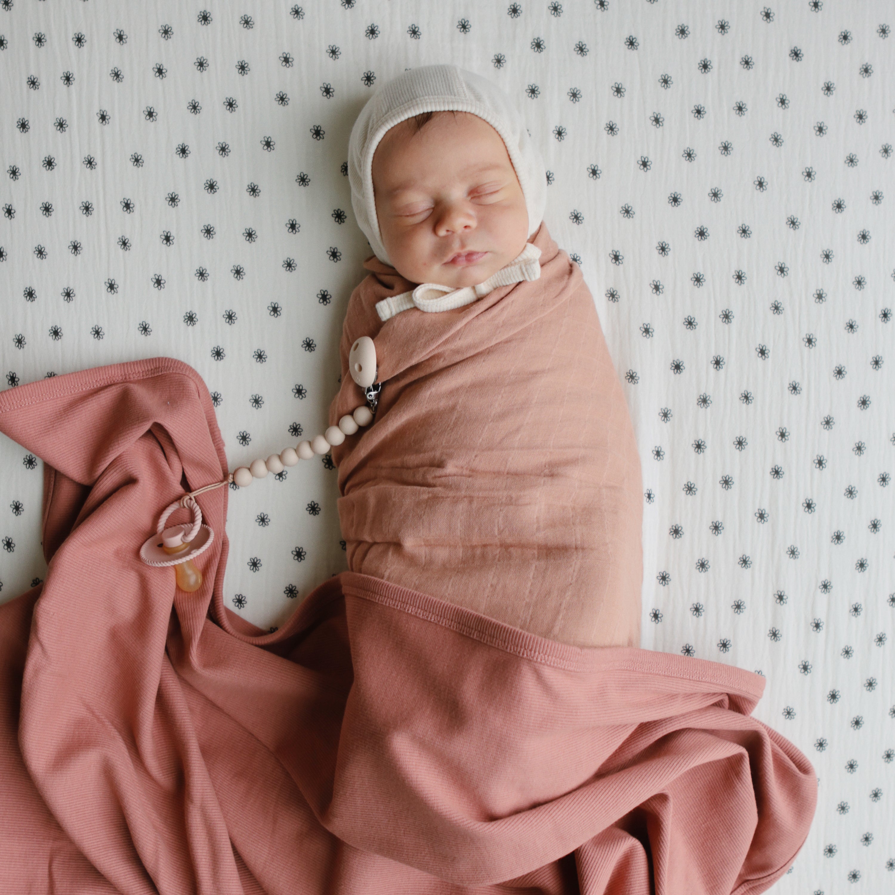 Silicone Pacifier Clip | Hera {Drop Ship}