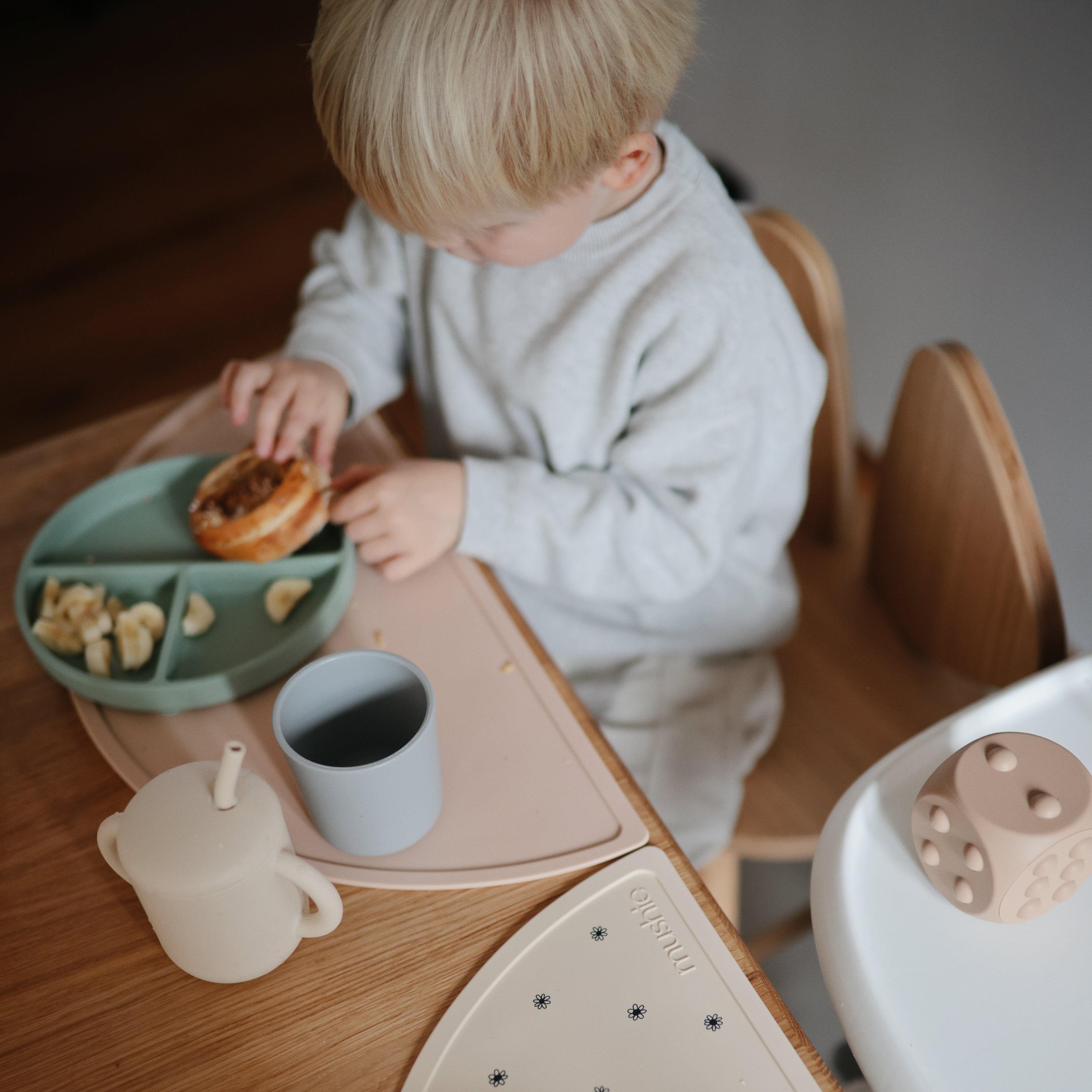 Dinnerware Cups {Drop Ship}