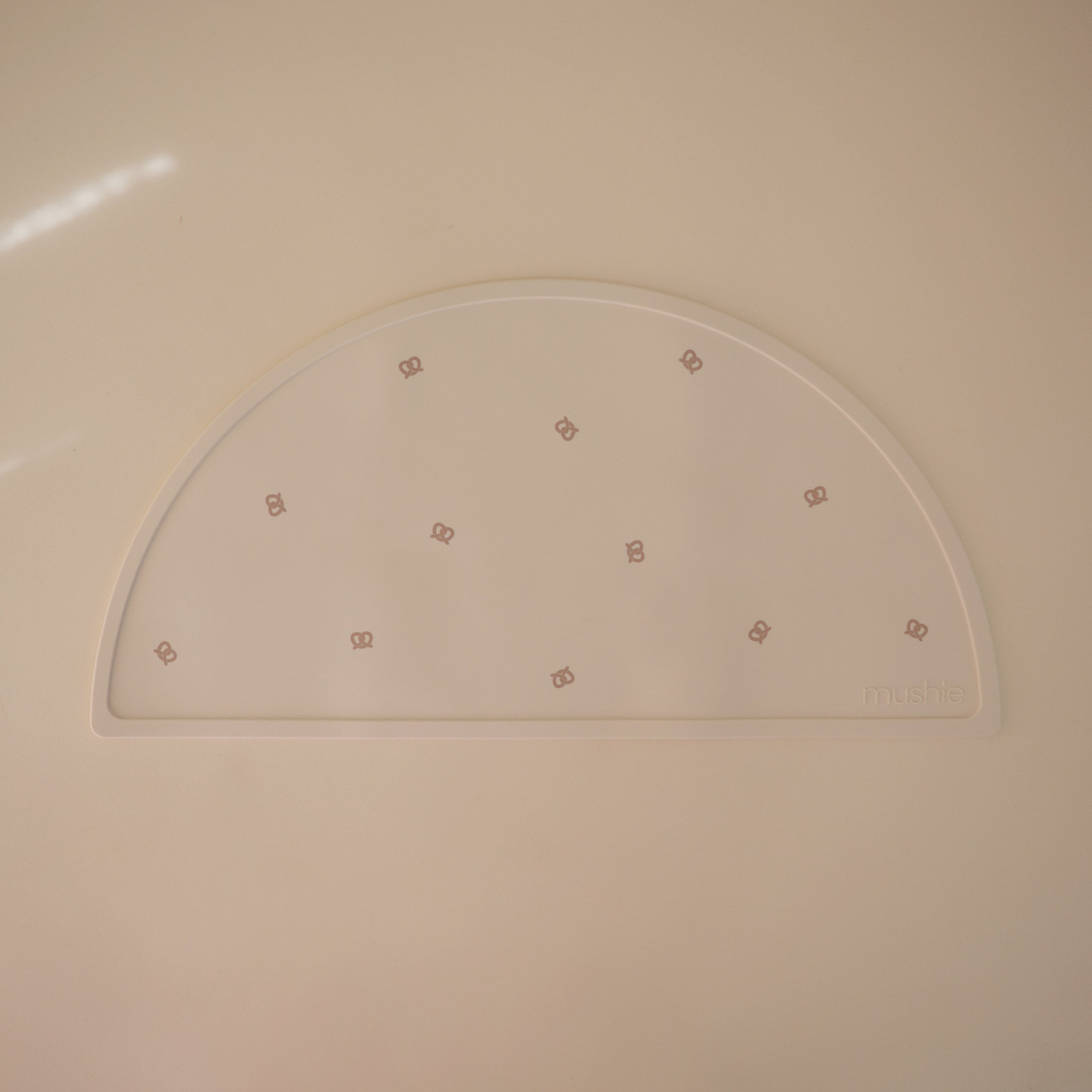 Silicone Placemat {Drop Ship}