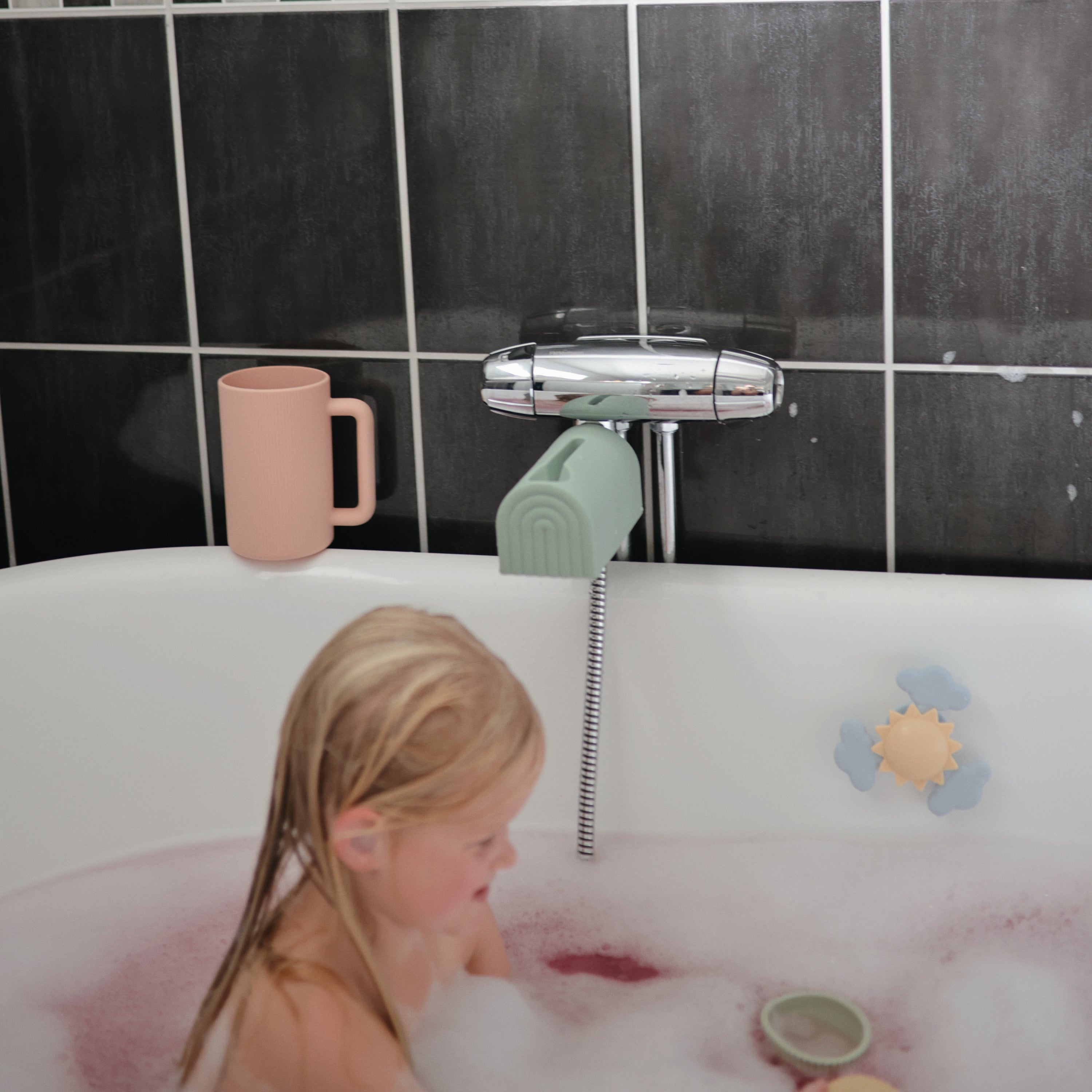 Bath Rinse Cup {Drop Ship}