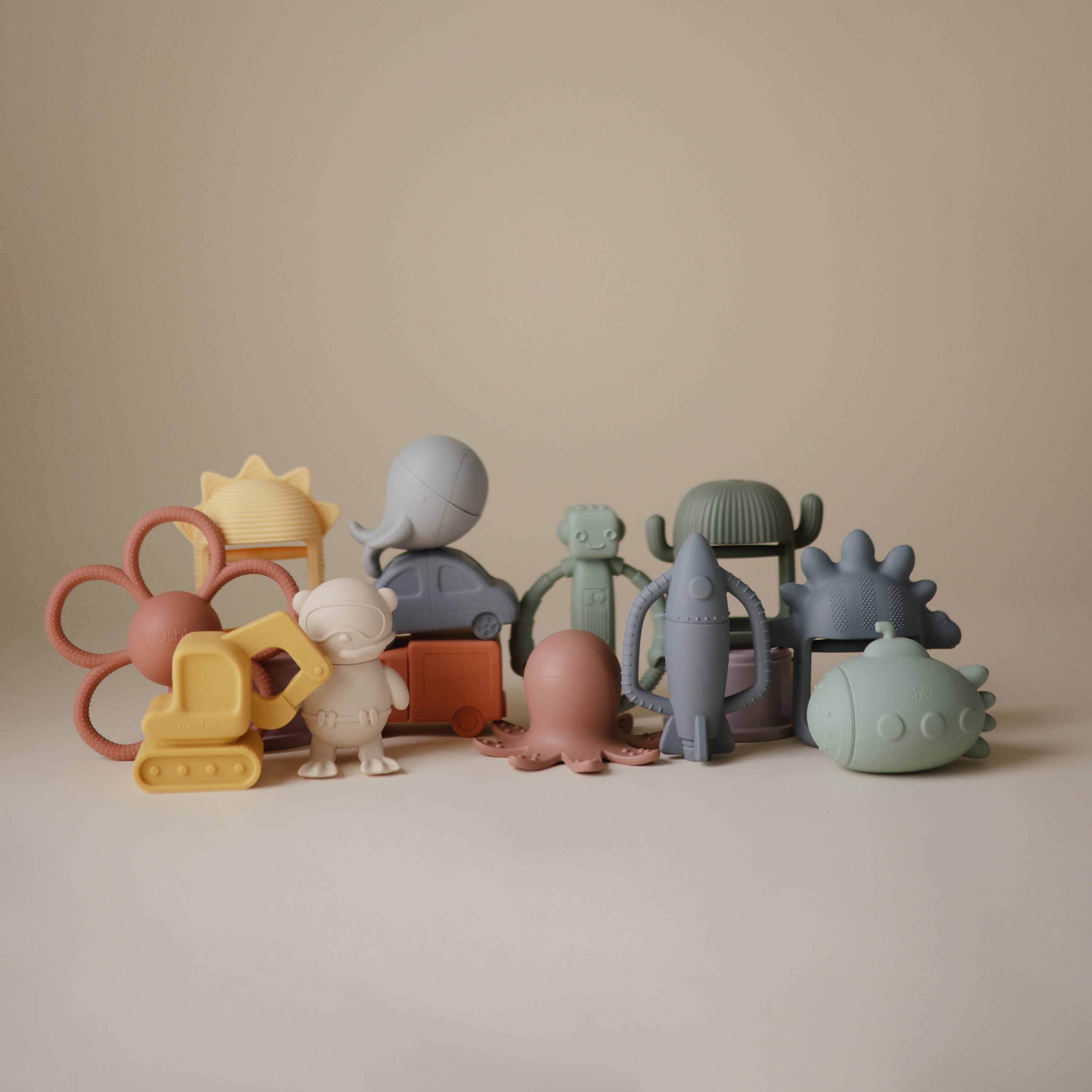 Daisy Rattle Teether {Drop Ship}