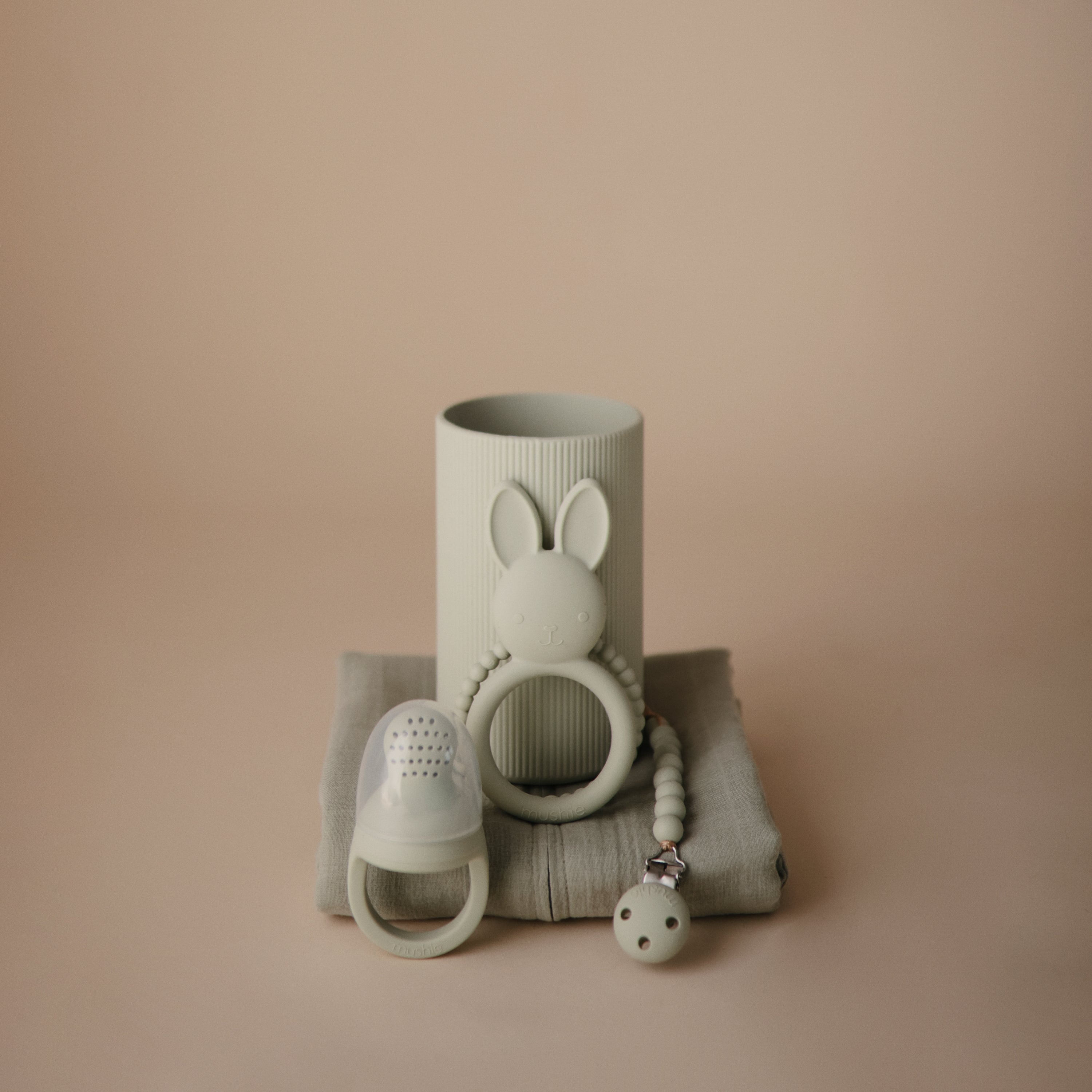 Silicone Fresh Food Feeder {Drop Ship}