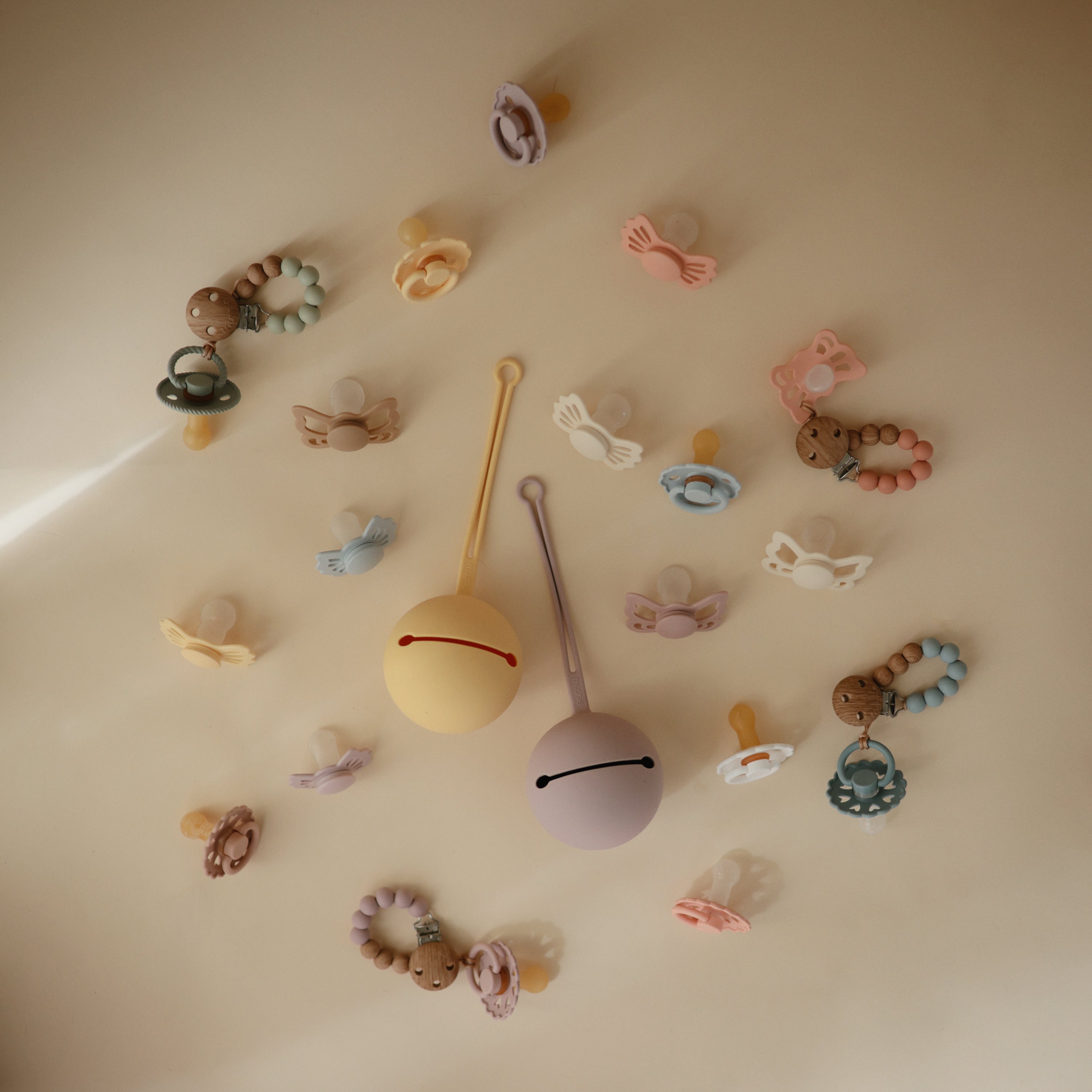 FRIGG Andersen Fairytale Natural Rubber Pacifier 2-Pack {Drop Ship}
