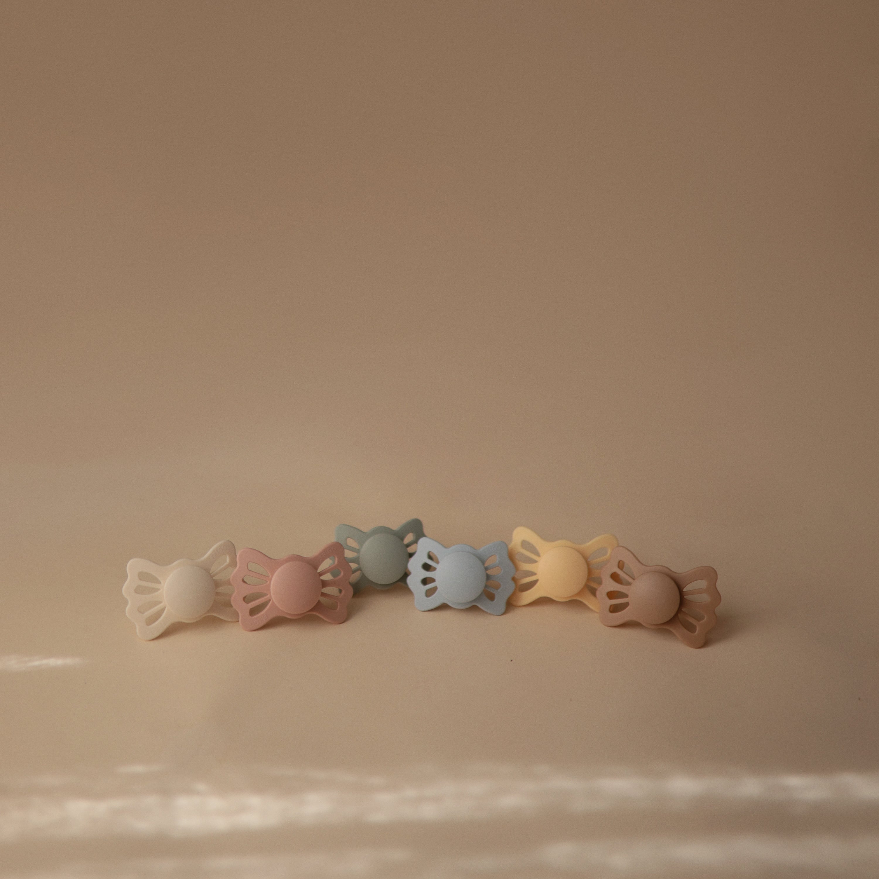 FRIGG Lucky Symmetrical Silicone Pacifier 2-Pack (0-6 Months) {Drop Ship}