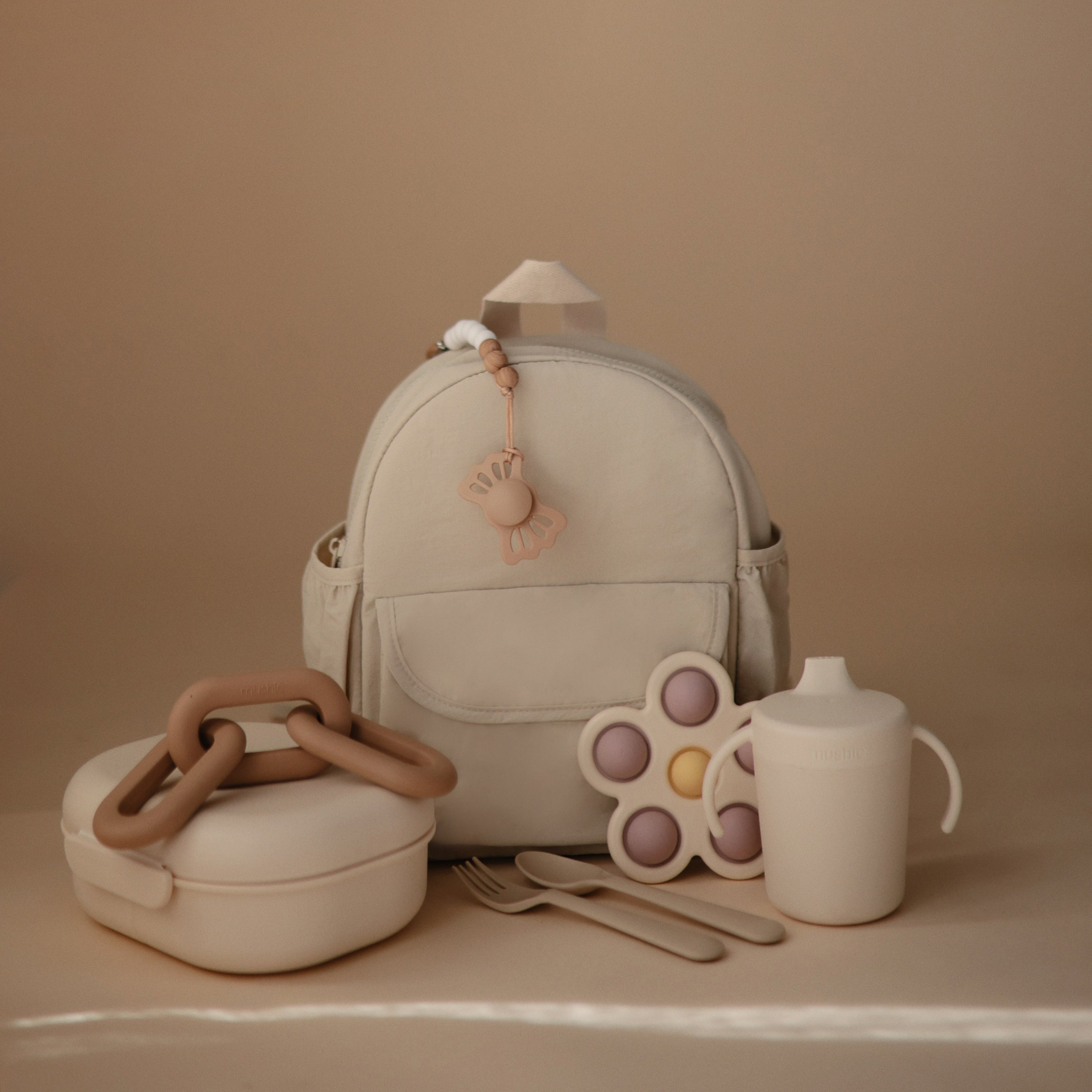 Silicone Pacifier Clip | Eva {Drop Ship}