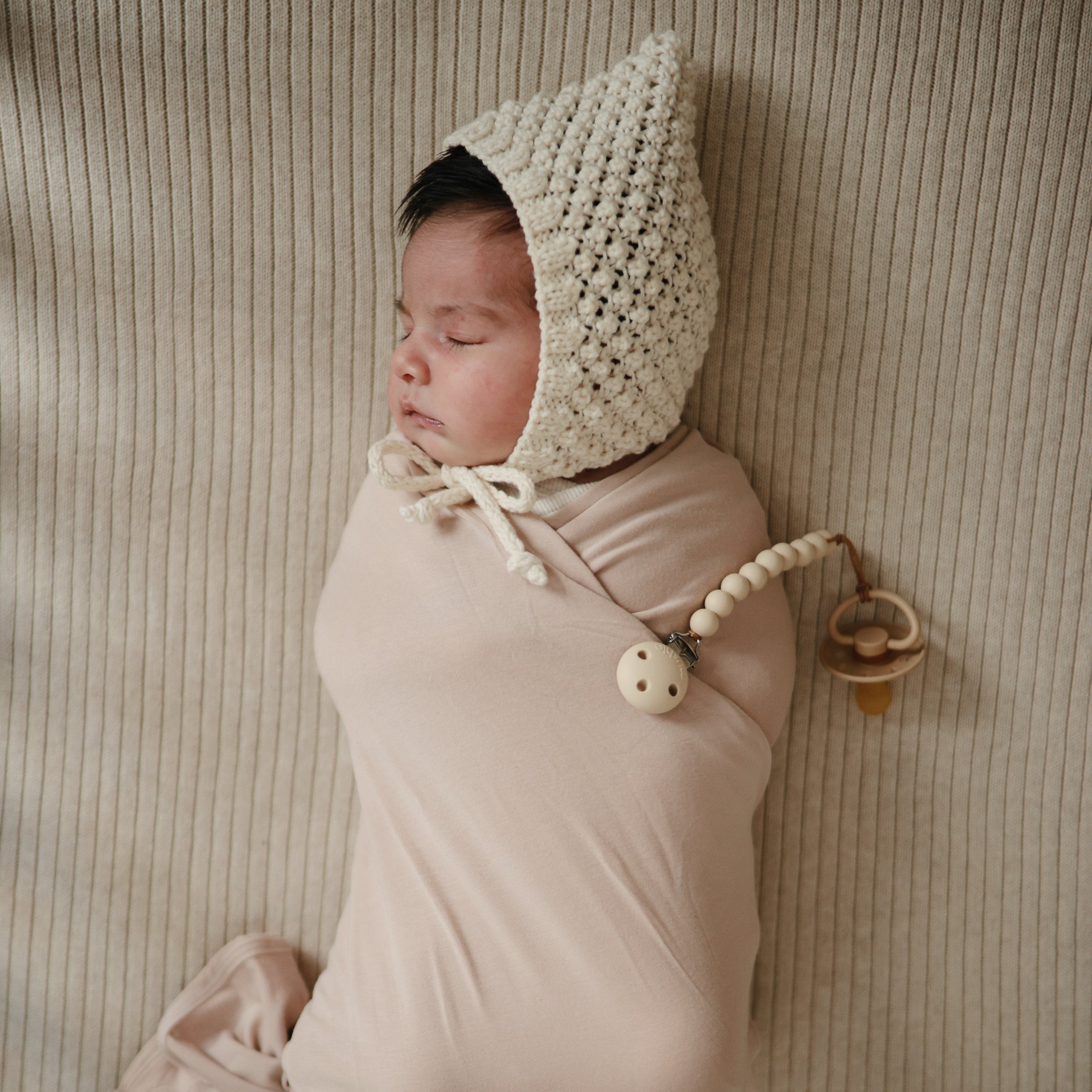 Silicone Pacifier Clip | Hera {Drop Ship}