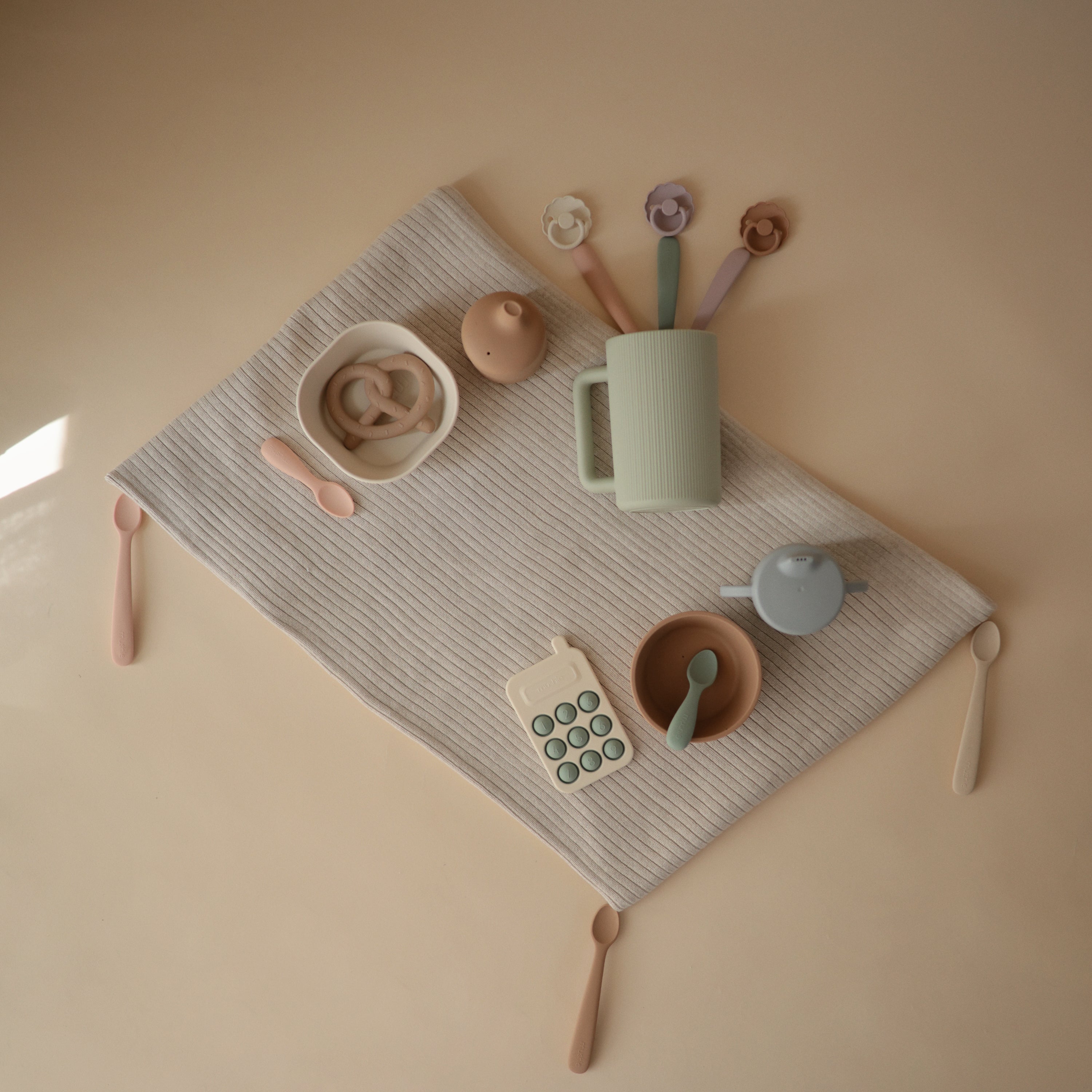 Silicone Feeding Spoons {Drop Ship}