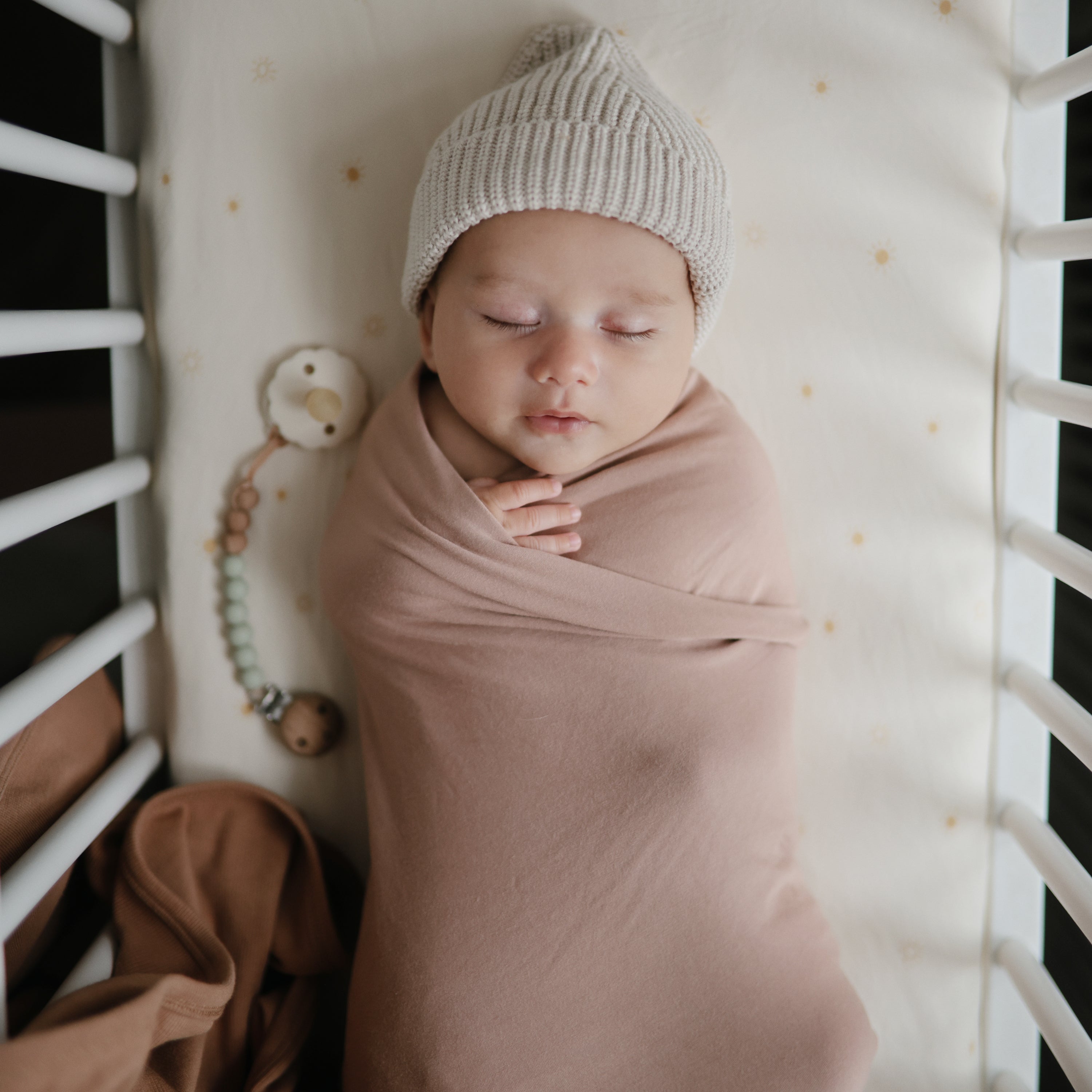 Silicone Pacifier Clip | Eva {Drop Ship}
