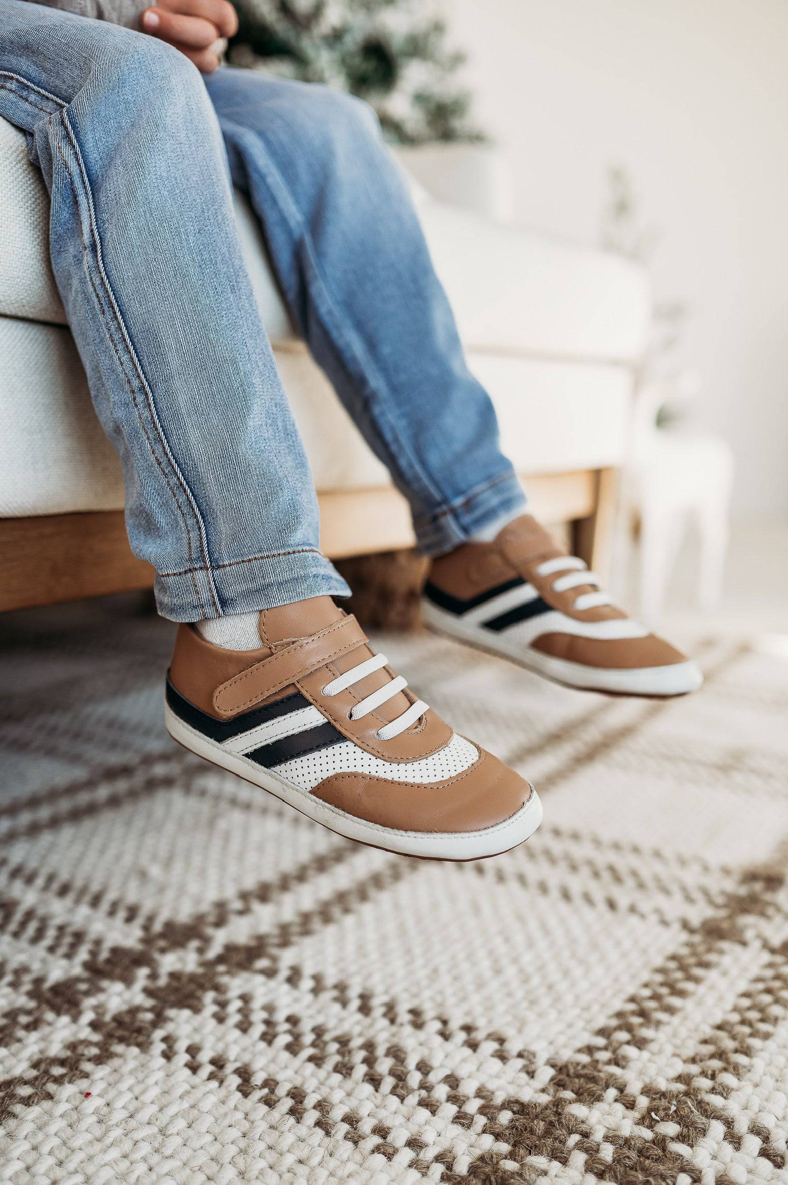 The Henry Low Top {DROP SHIP}