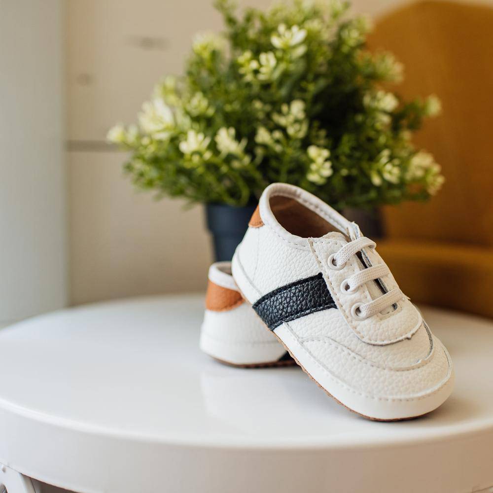 The Love Bug Sneaker {DROP SHIP}