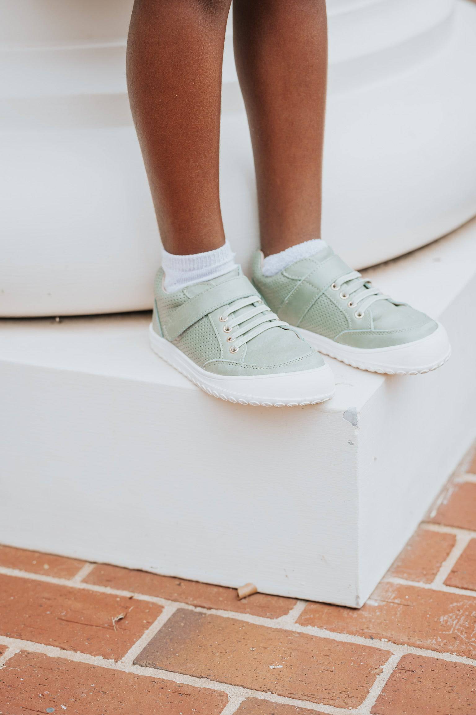 The Play Perfect Low Top {DROP SHIP}
