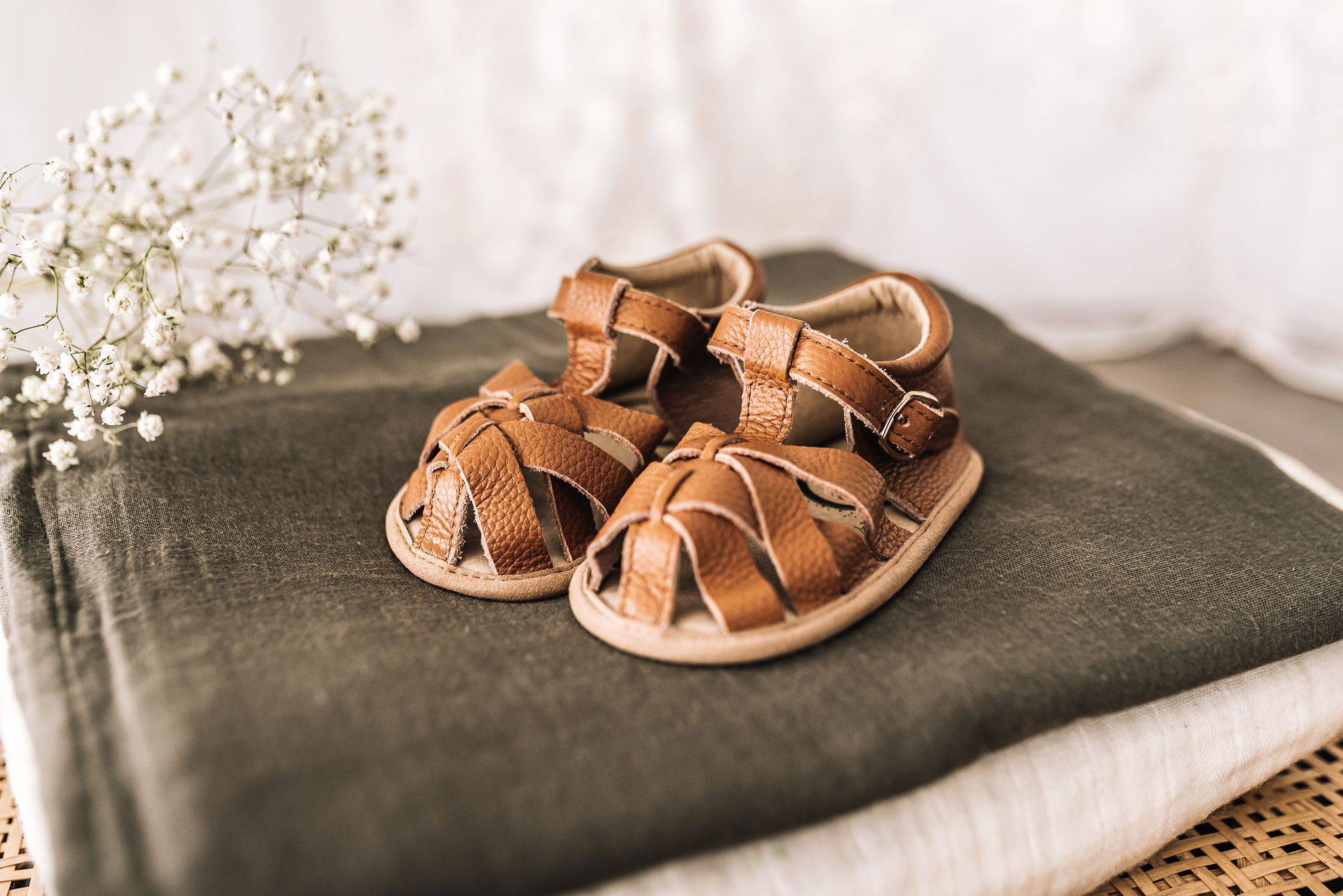 The Closed Toe Sandal {DROP SHIP}