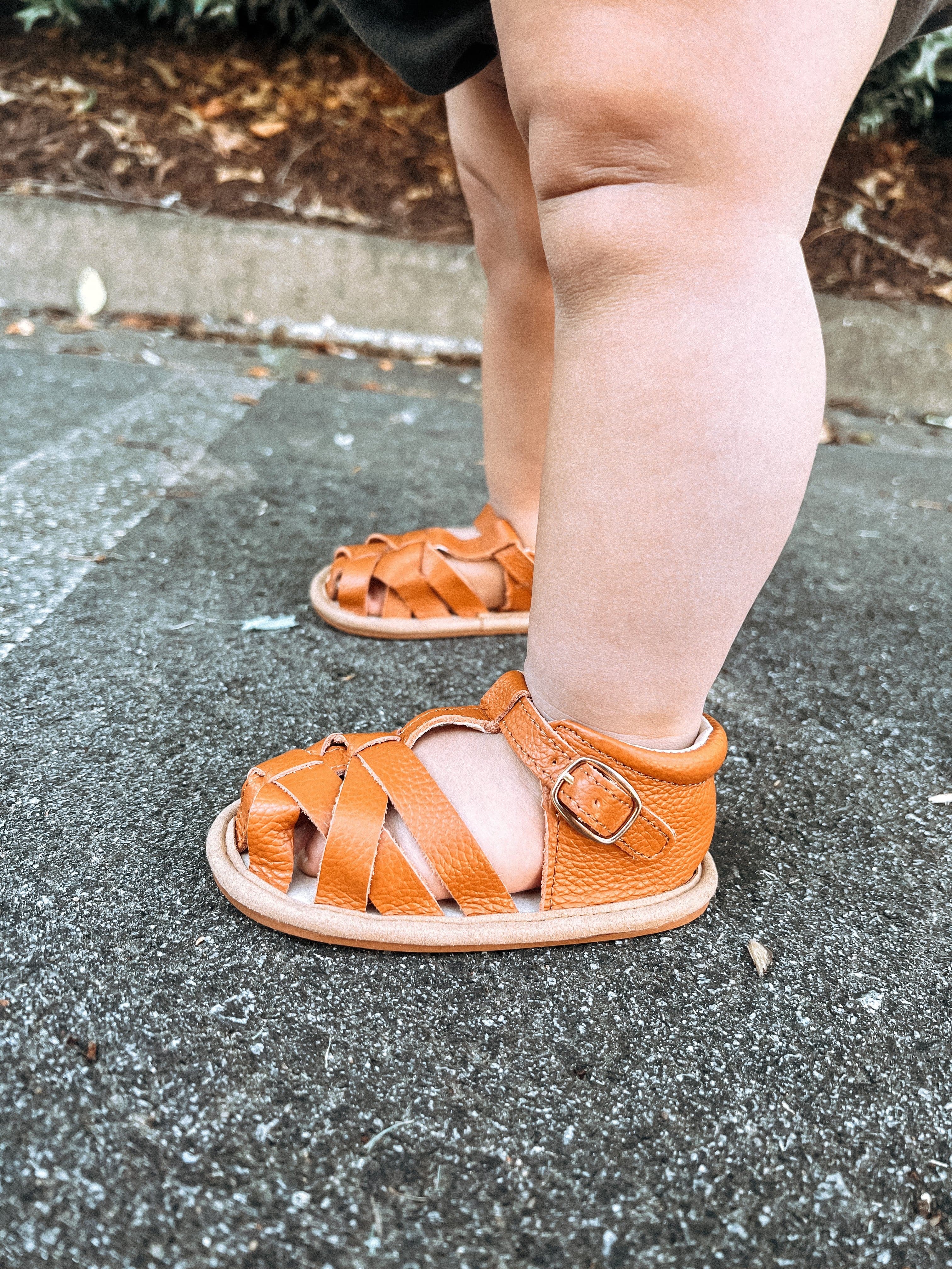 The Closed Toe Sandal {DROP SHIP}
