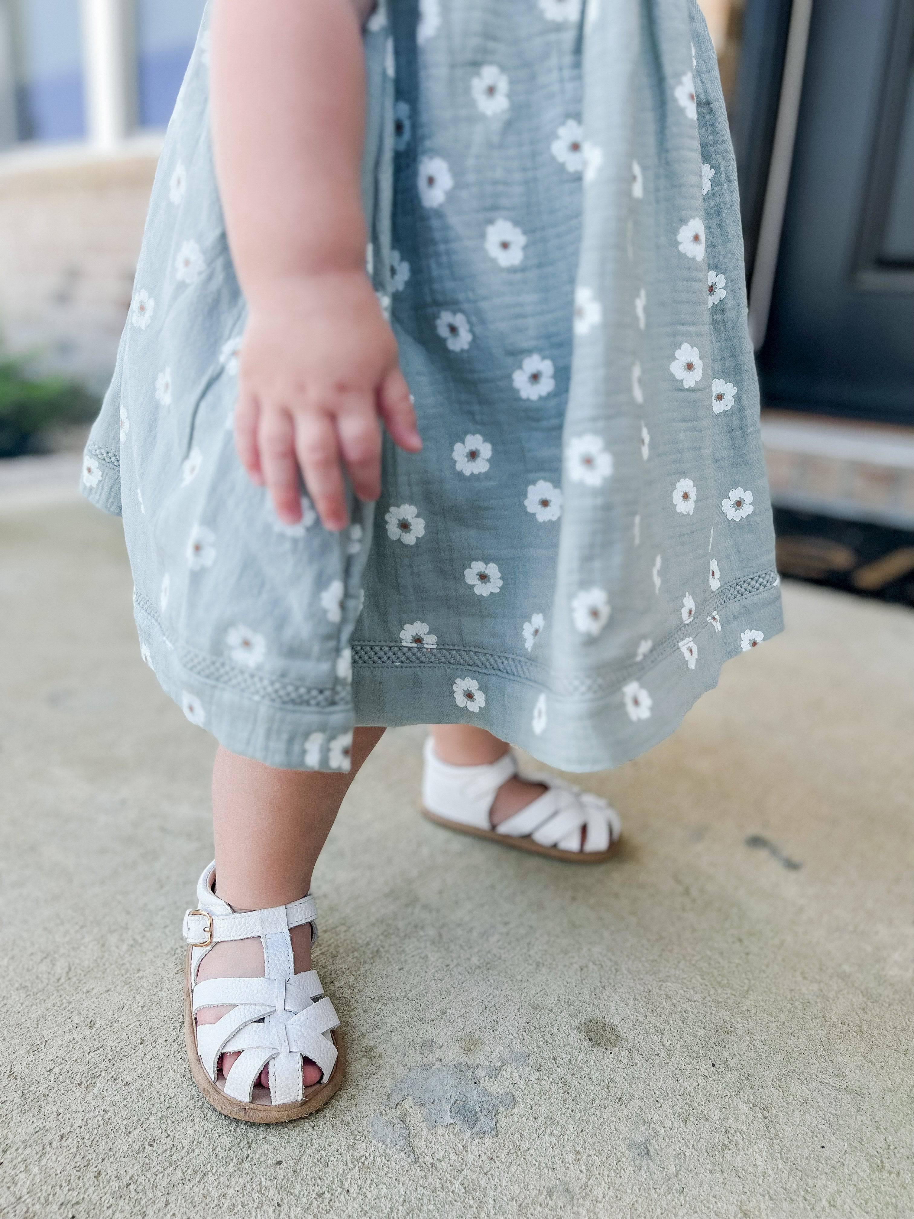 The Closed Toe Sandal {DROP SHIP}