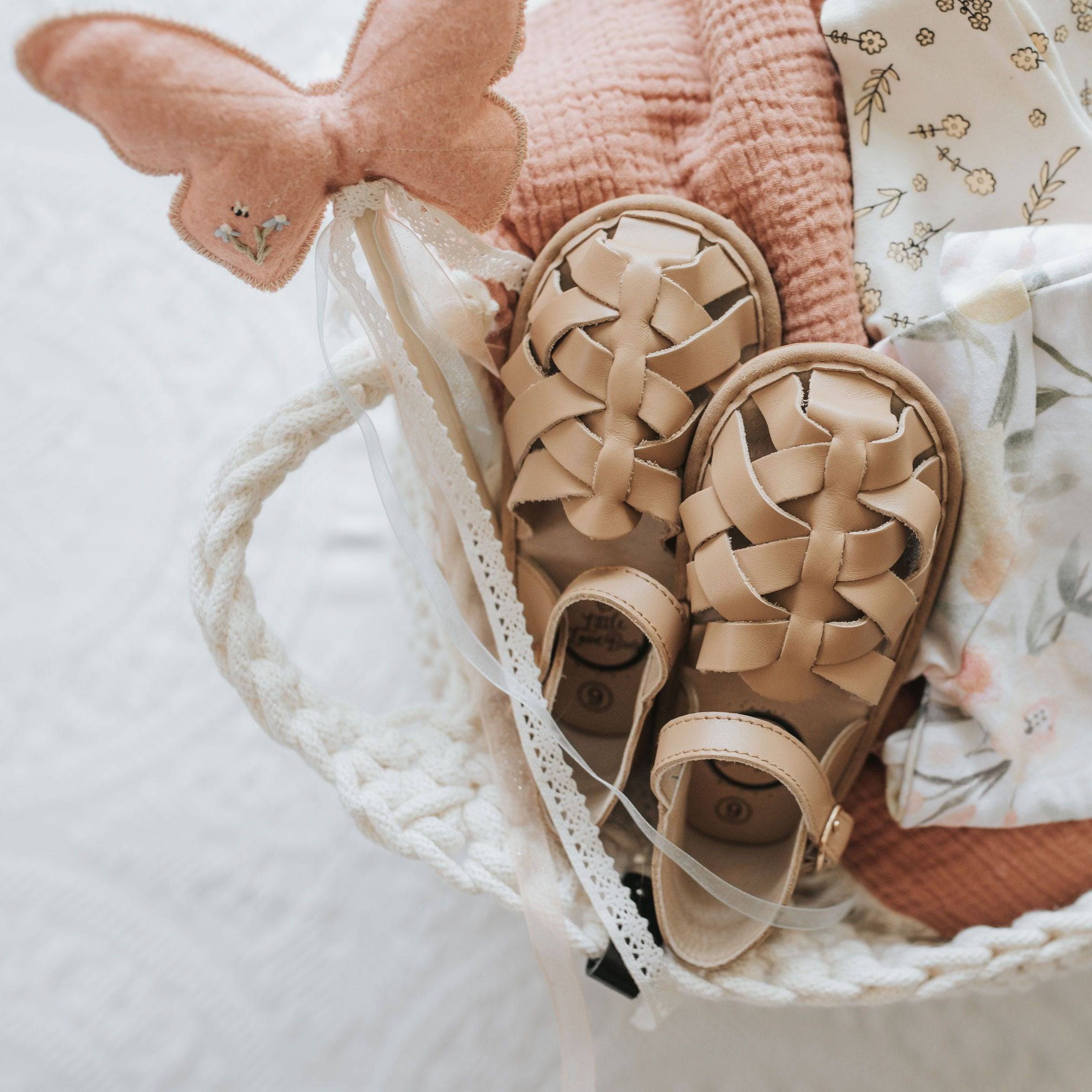 The Ella Sandal {DROP SHIP}