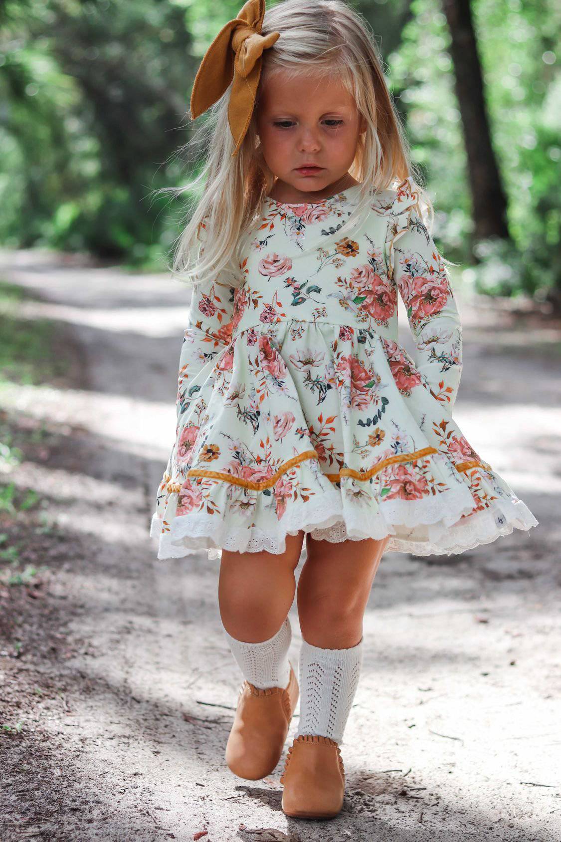 LLB Crochet Knee High Socks (2 pairs in each pack) {DROP SHIP}
