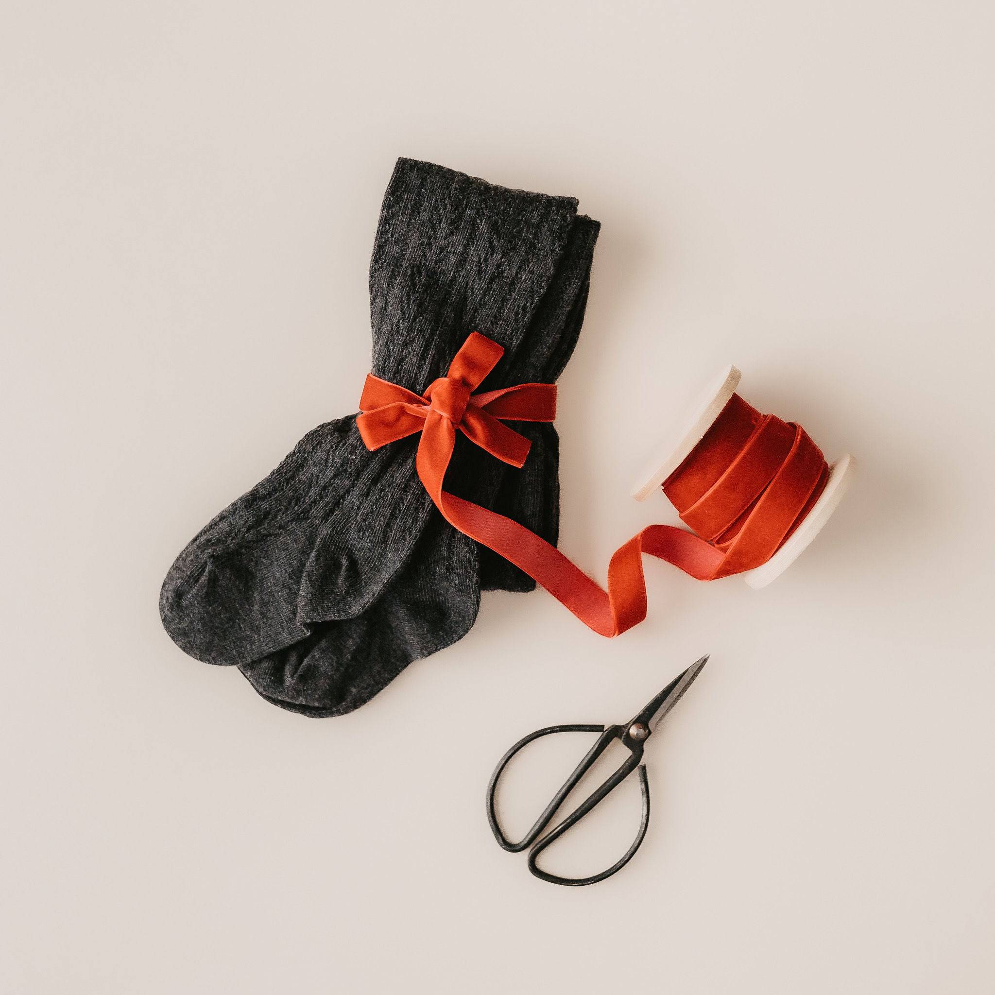 Little Love Bug Cable Knit Tights {DROP SHIP}