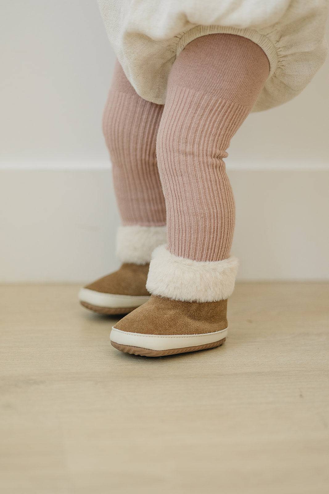 Little Love Bug Tights {DROP SHIP}