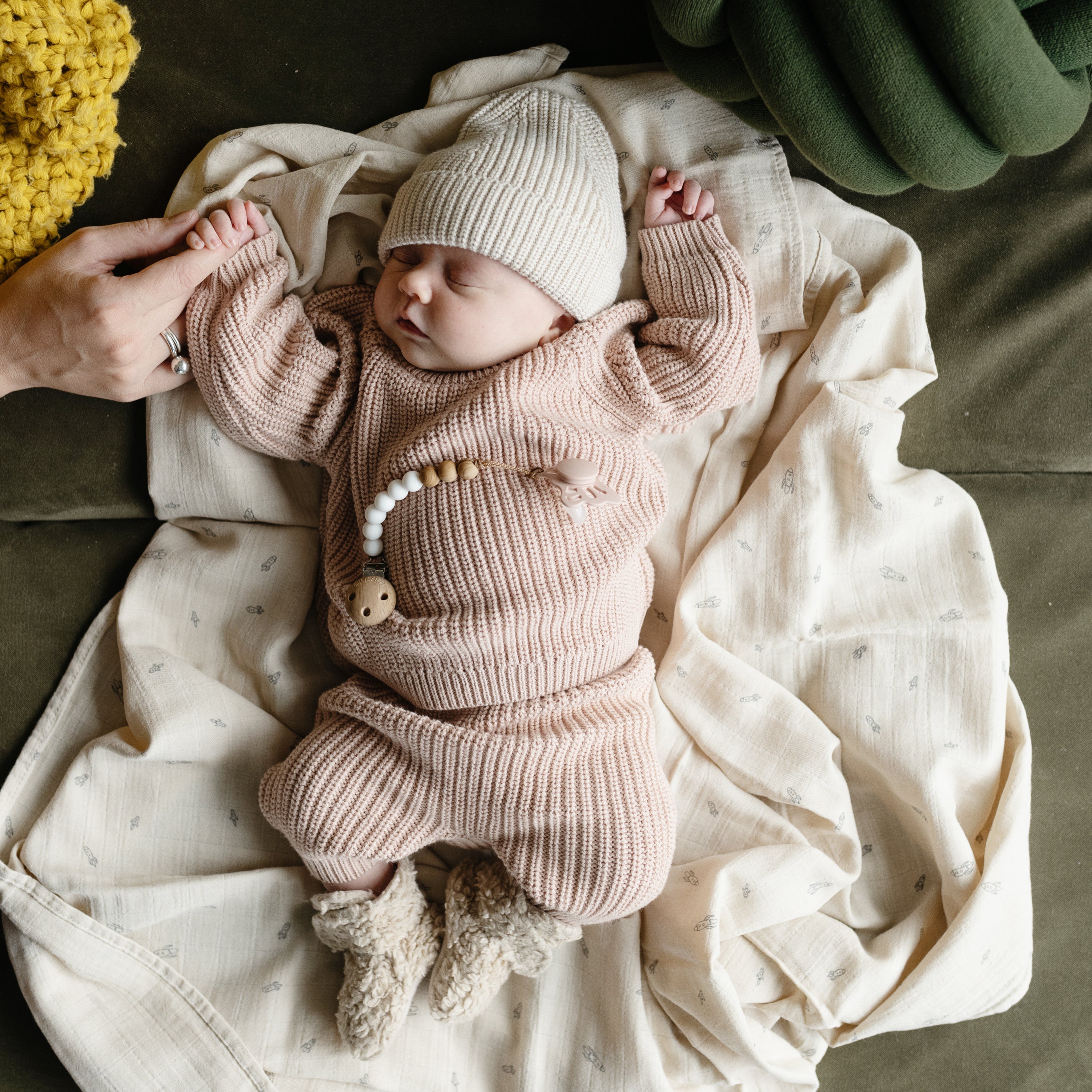 Silicone Pacifier Clip | Eva {Drop Ship}