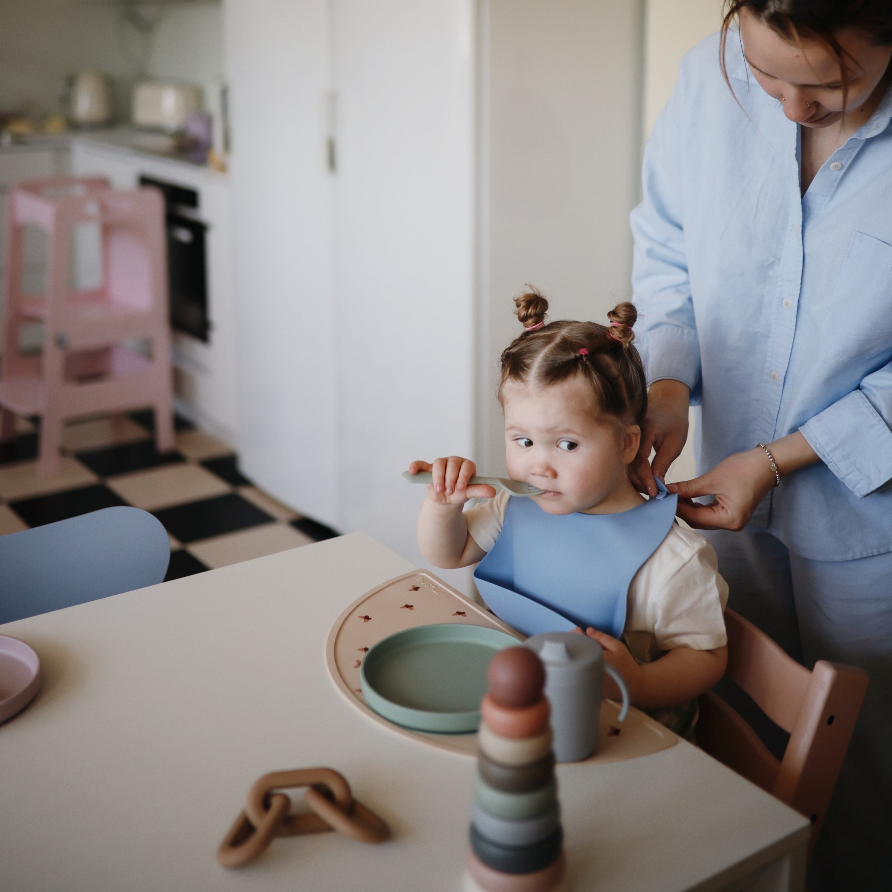 Silicone Baby Bib {Drop Ship}