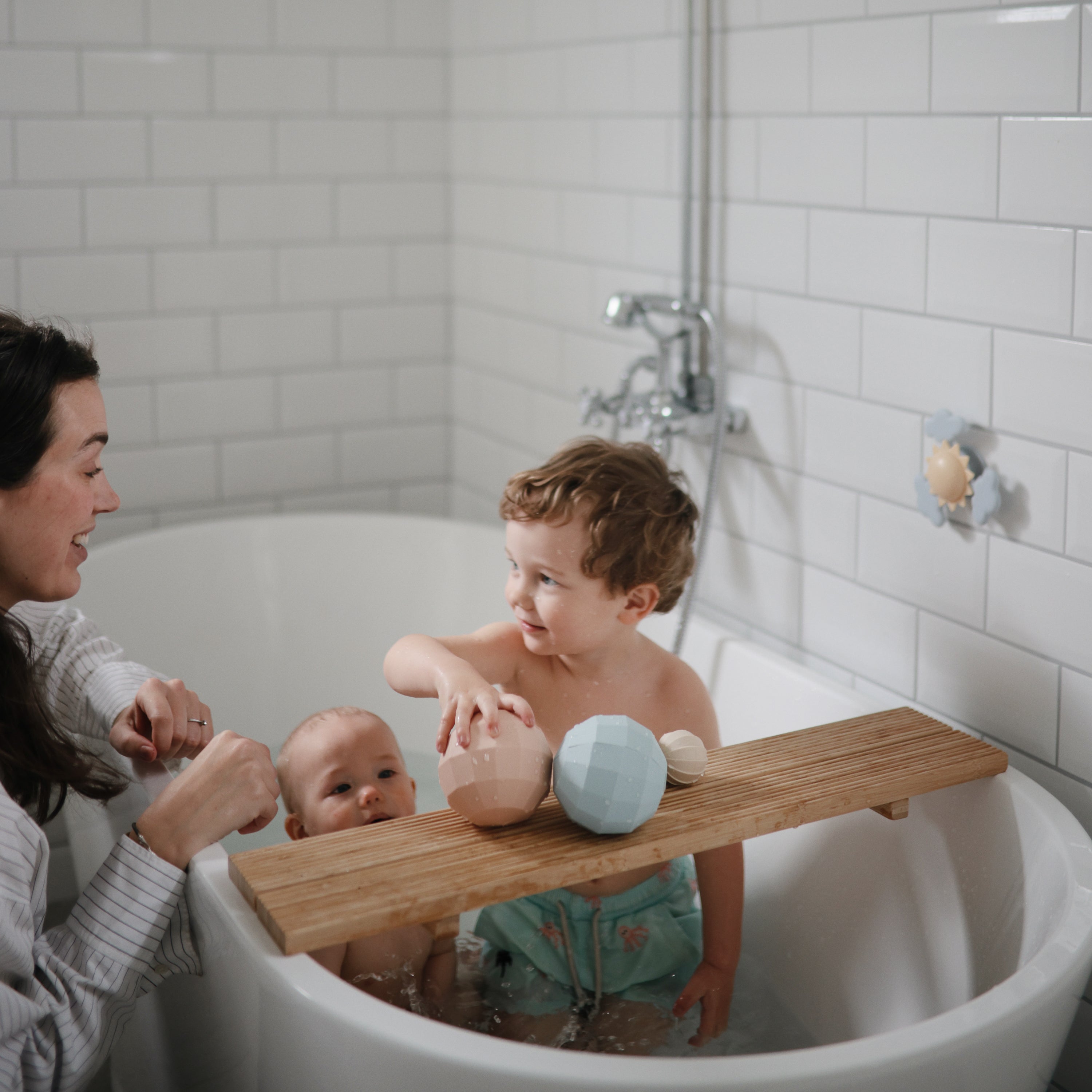 Nesting Spheres Sensory Toy {Drop Ship}