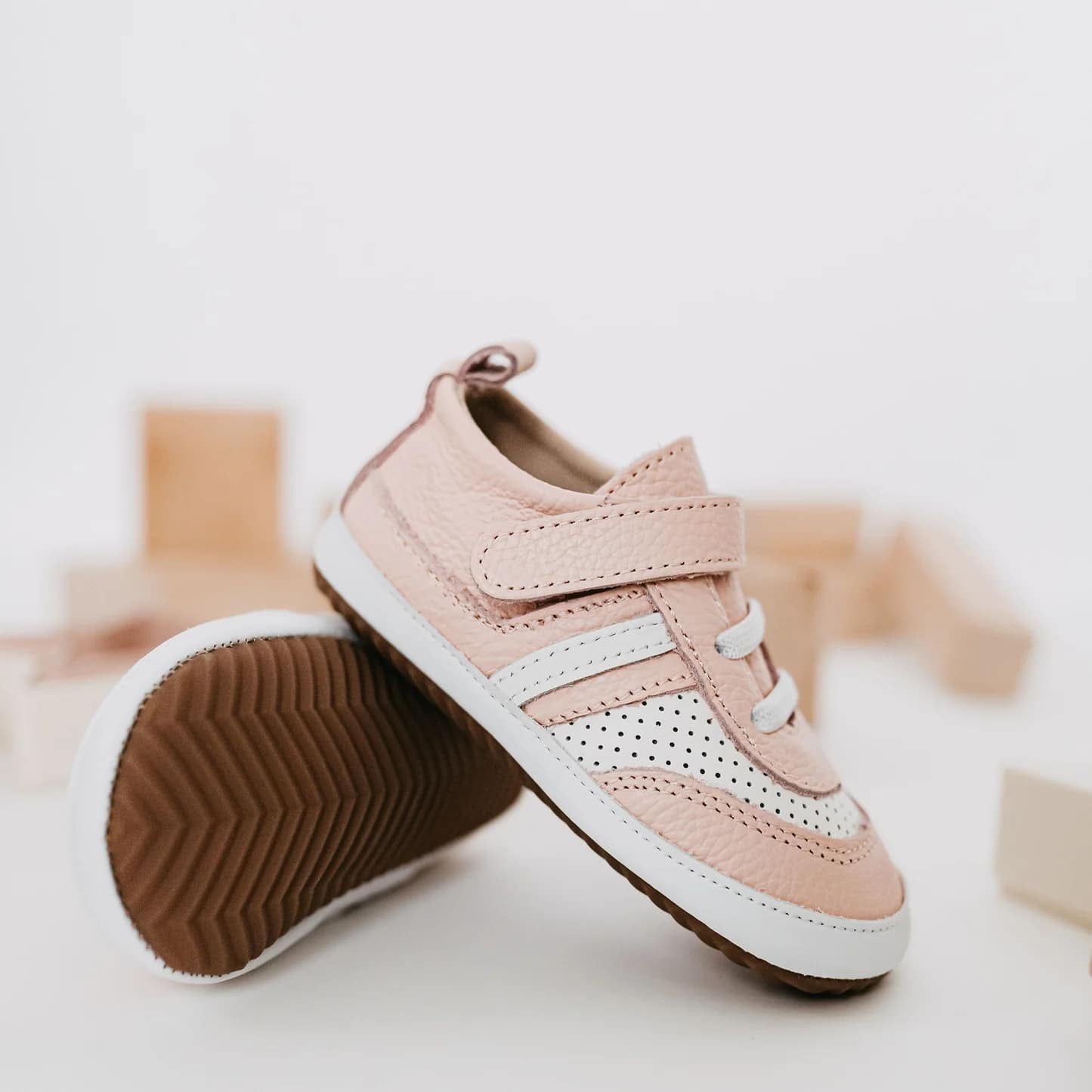 The Henry Low Top {DROP SHIP}